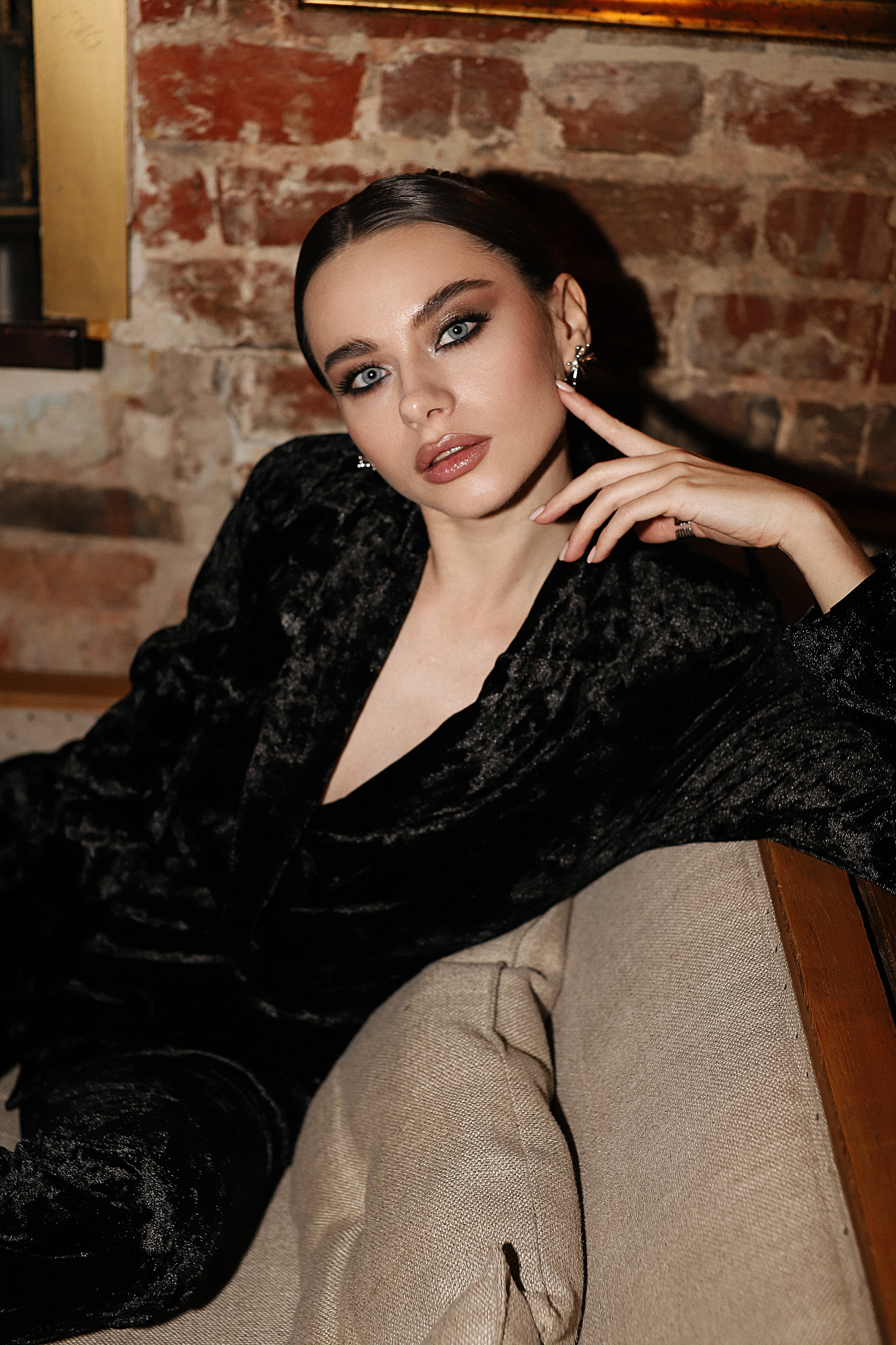 Мария, съемка в ресторане