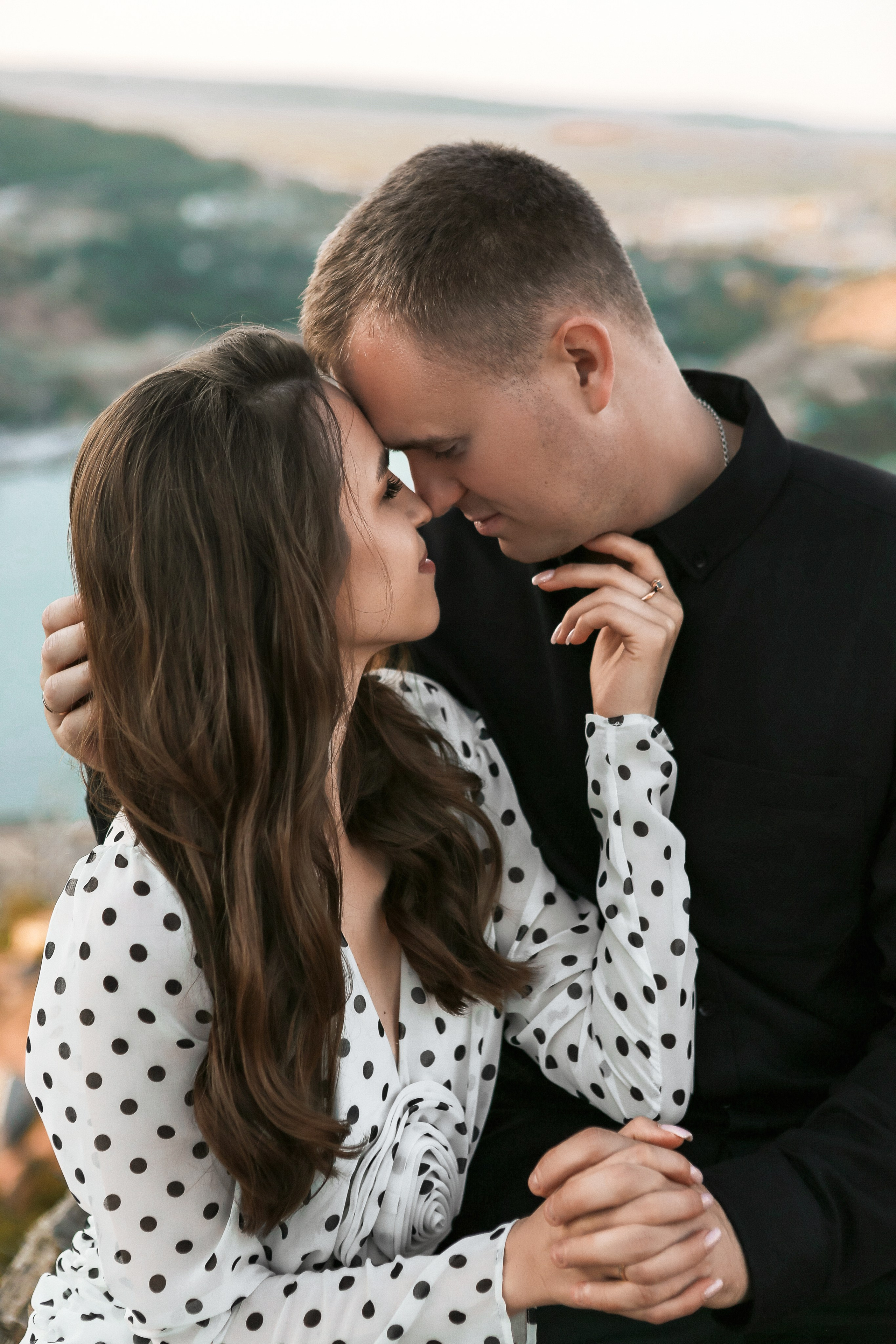 Парная фотосессия в Севастополе у моря и на винодельне. Фотограф в Краснодаре и в Евпатории Дарья Белоущенко