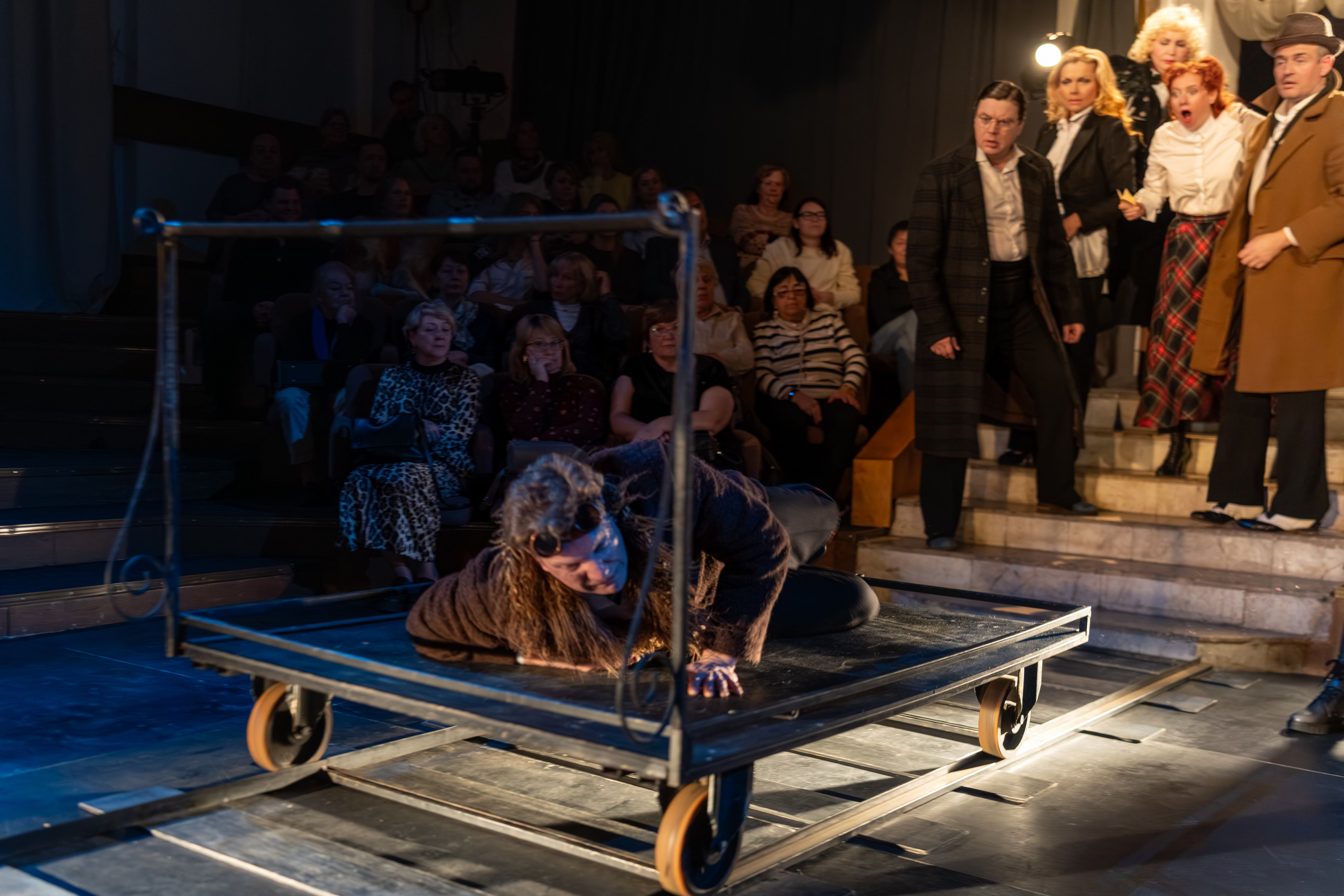 Театр Сфера: Гнездо перелётных птиц (100-й спекталь). Сайт фотографа Сергея Абрамова