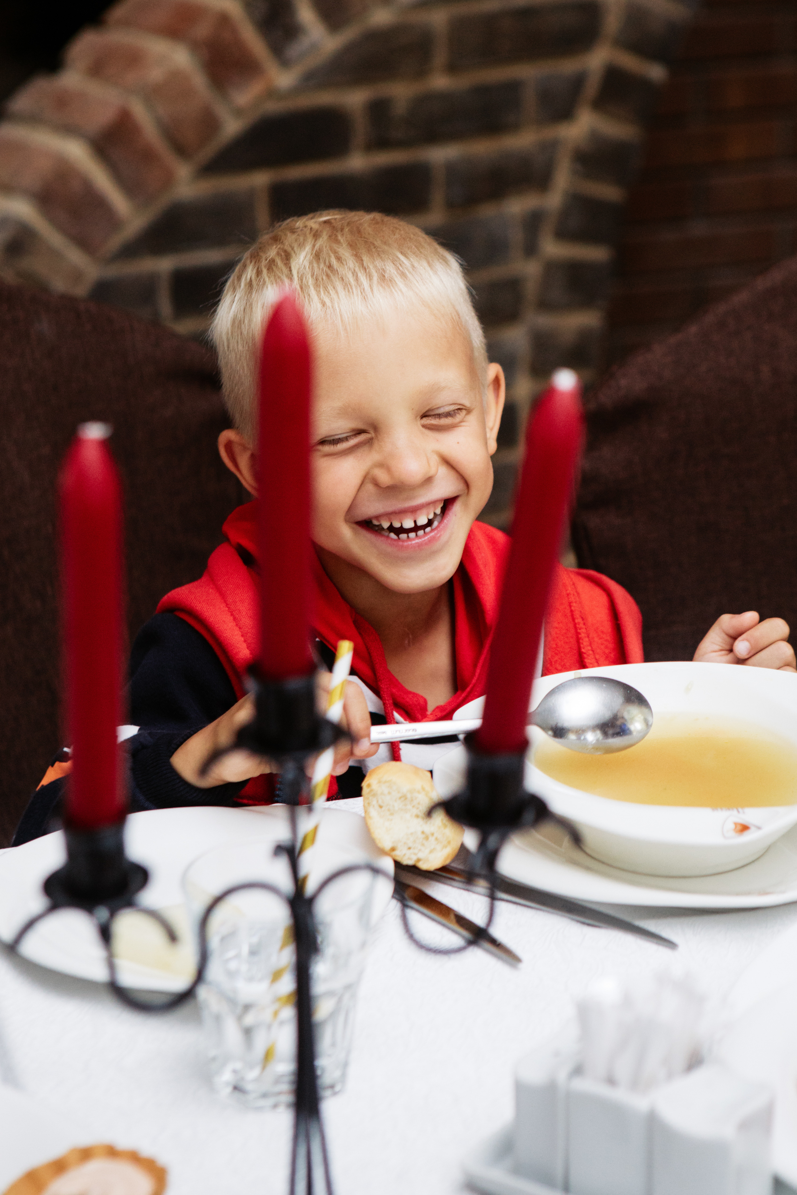 Соне 8 лет. Фотограф Дмитрий Тур — профессиональная фотосъемка мероприятий и портретов в Москве и Московской области