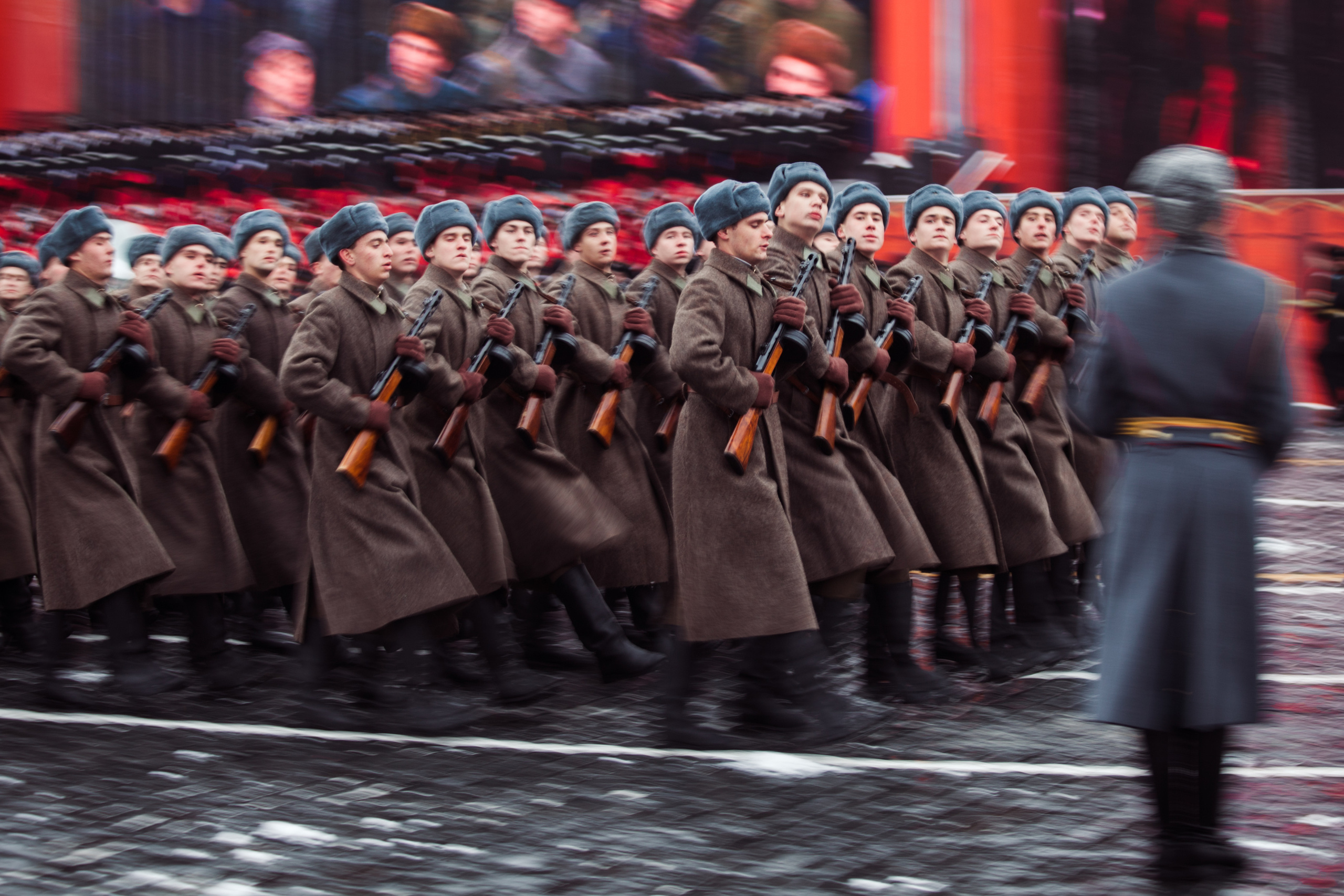 Марш на Красной площади. Фотограф Дмитрий Тур — профессиональная фотосъемка мероприятий и портретов в Москве и Московской области