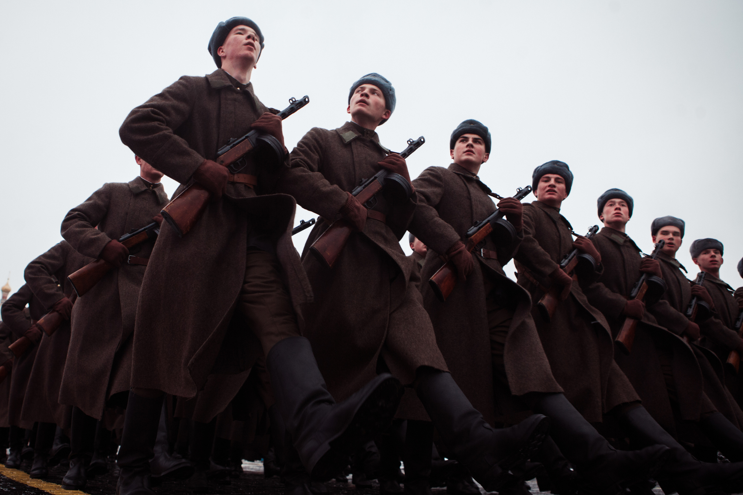 Марш на Красной площади. Фотограф Дмитрий Тур — профессиональная фотосъемка мероприятий и портретов в Москве и Московской области