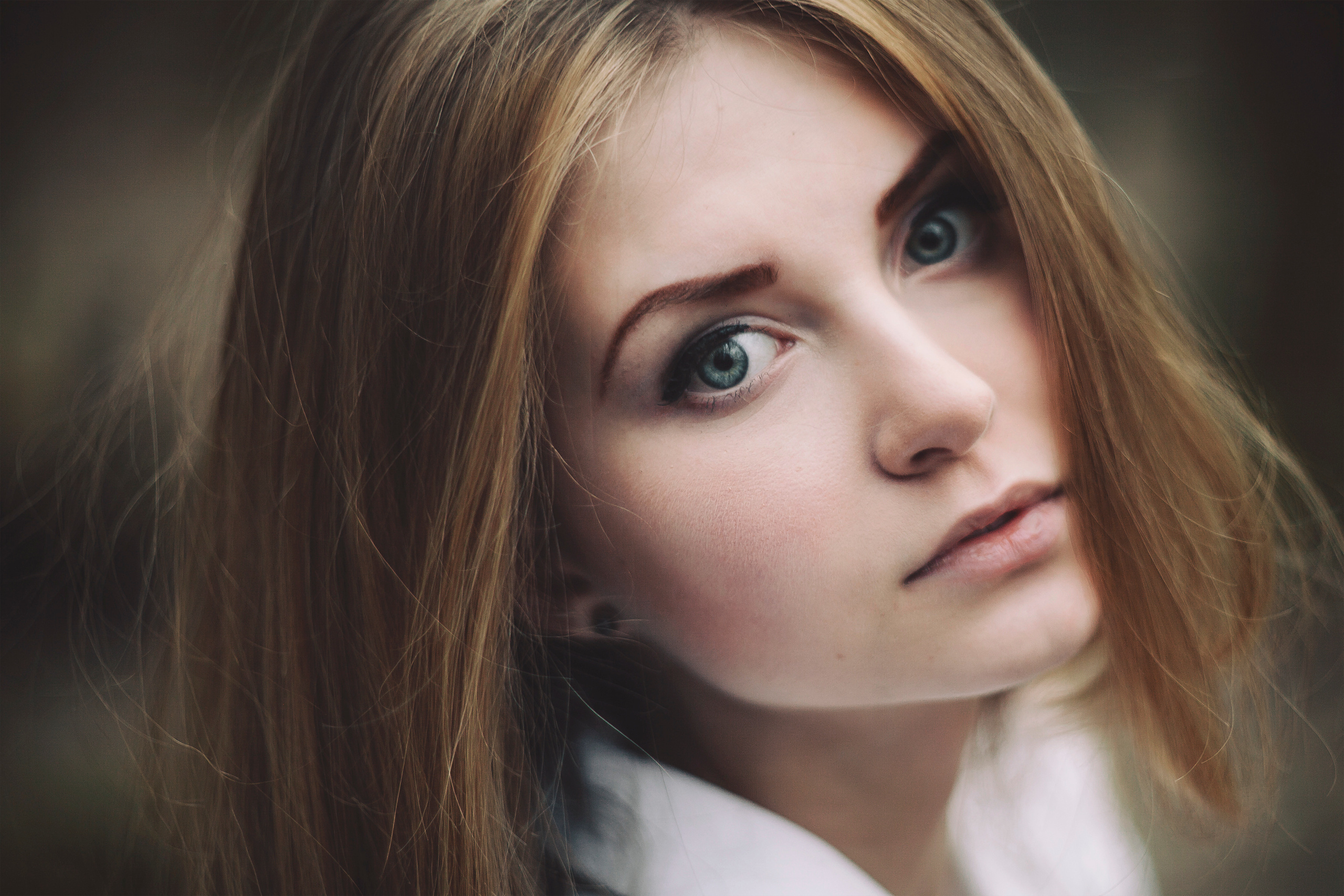 Portrait. Фотограф Дмитрий Тур — профессиональная фотосъемка мероприятий и портретов в Москве и Московской области