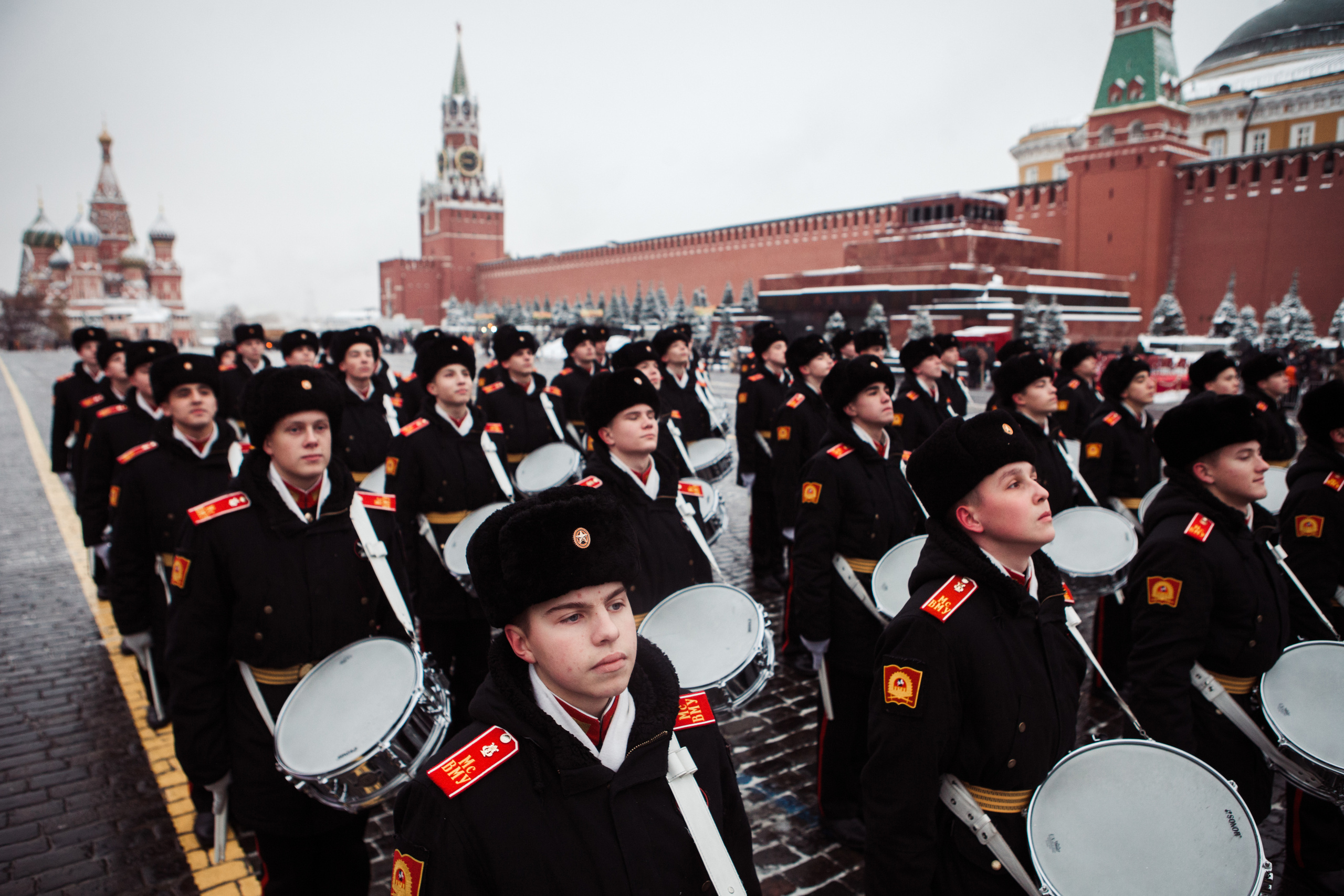 Марш на Красной площади. Фотограф Дмитрий Тур — профессиональная фотосъемка мероприятий и портретов в Москве и Московской области