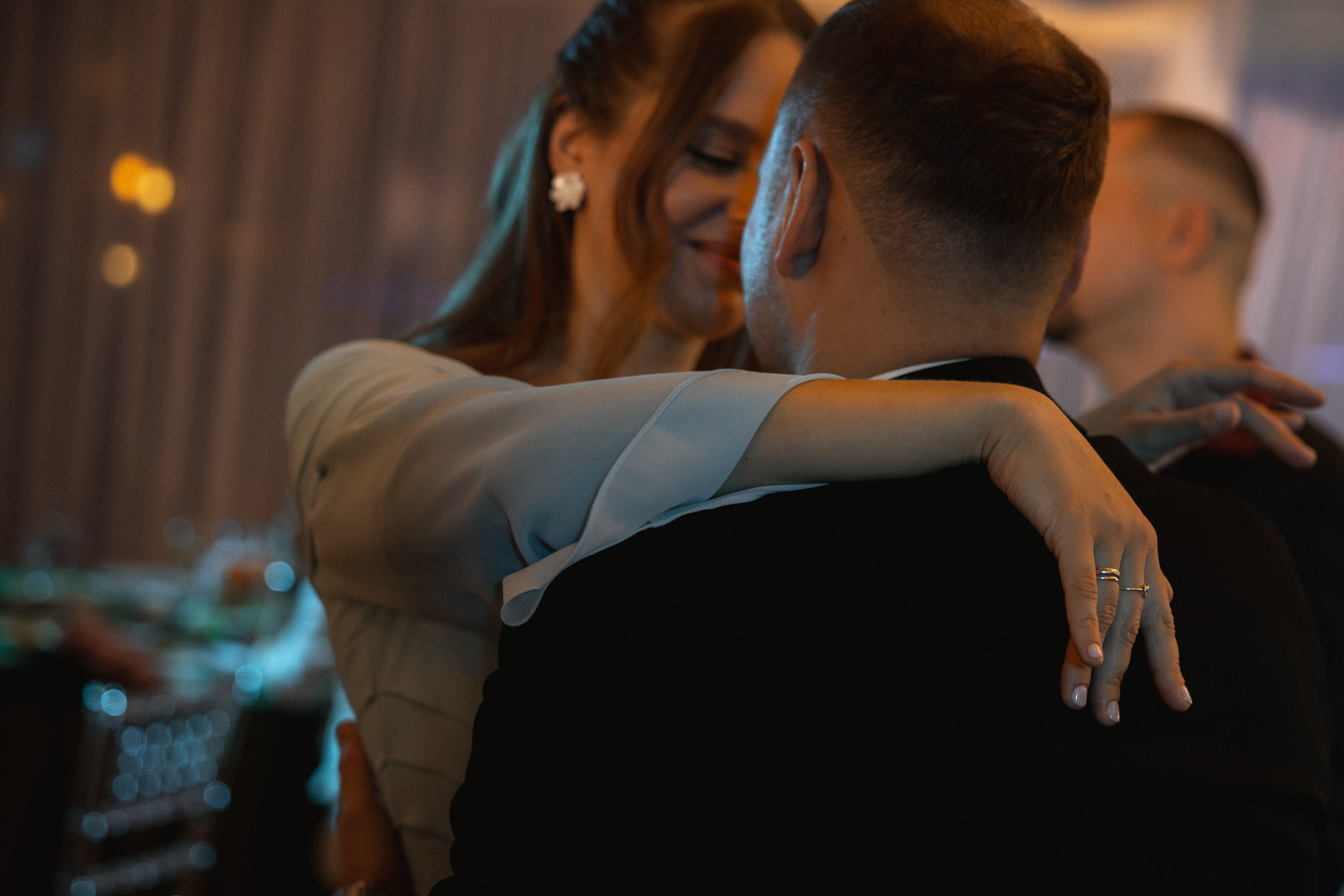 Two people swiped right. Свадебный фотограф Ярославль, Рыбинск