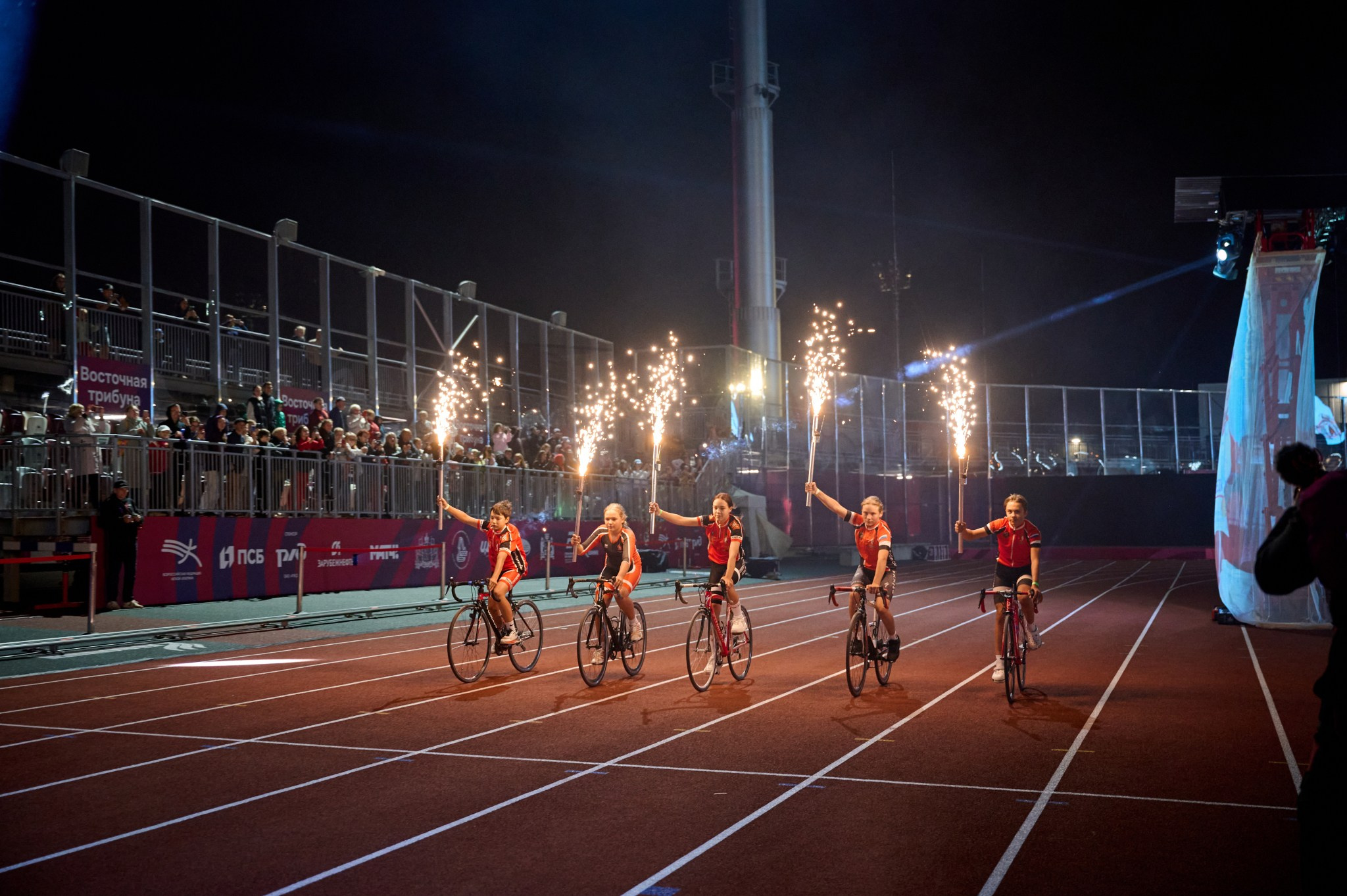 Королева спорта 2024–2025гг. Мезенцев Евгений фотограф