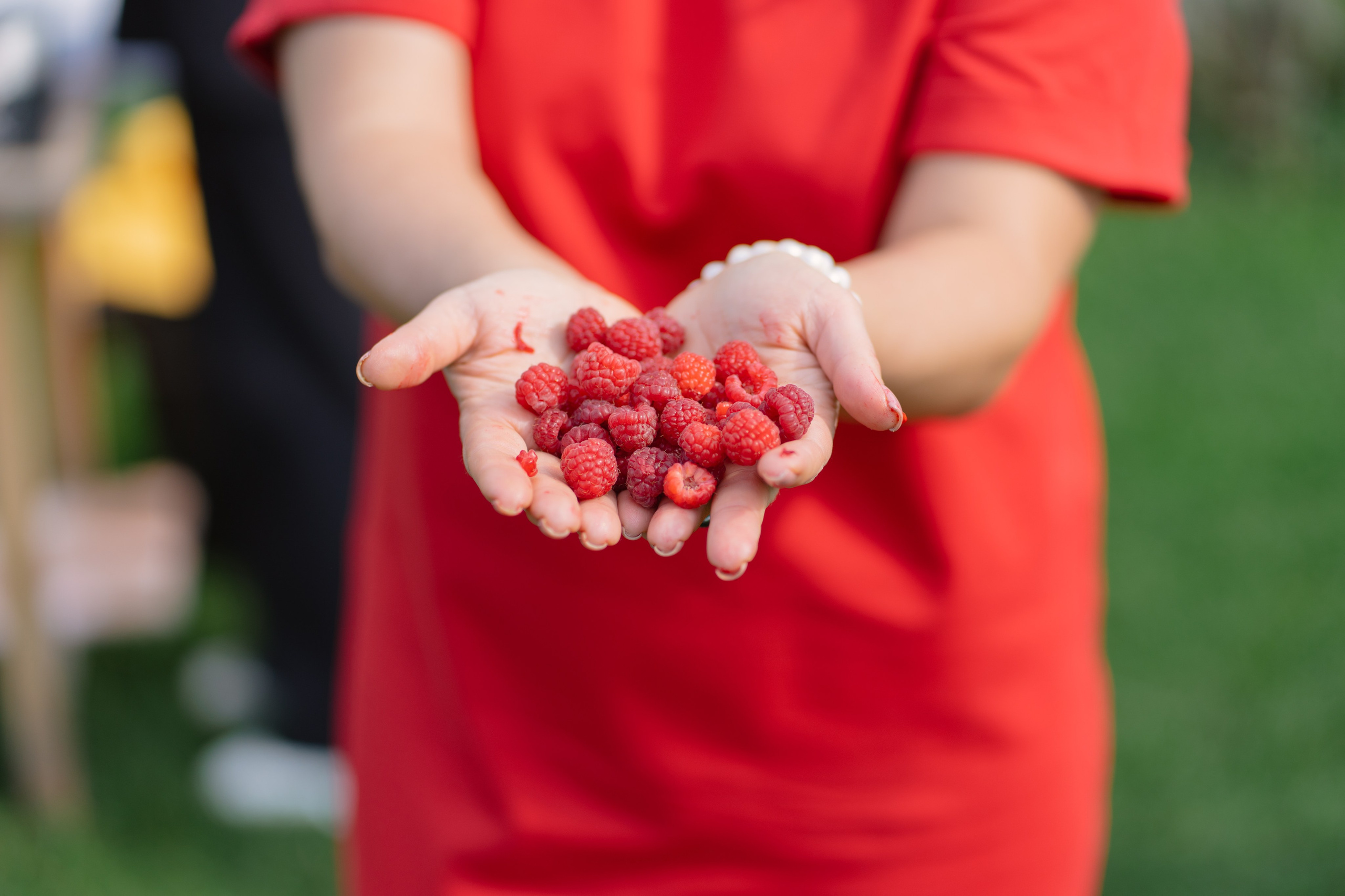 День Рождения в Daisy Flowers. Профессиональная съемка в Алматы