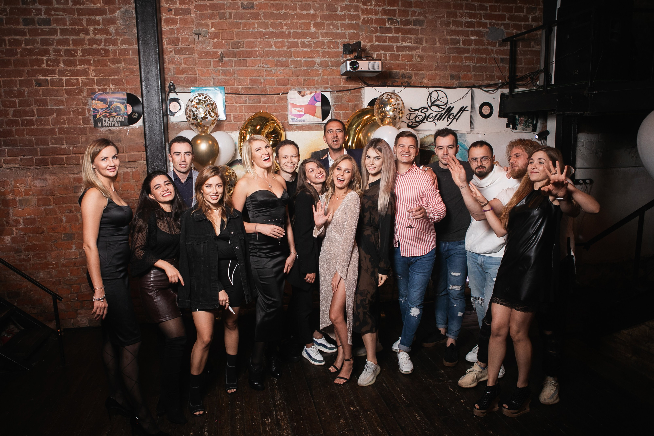 День рождения В тёмном лофте. Фотограф в Москве Дмитрий Жарков