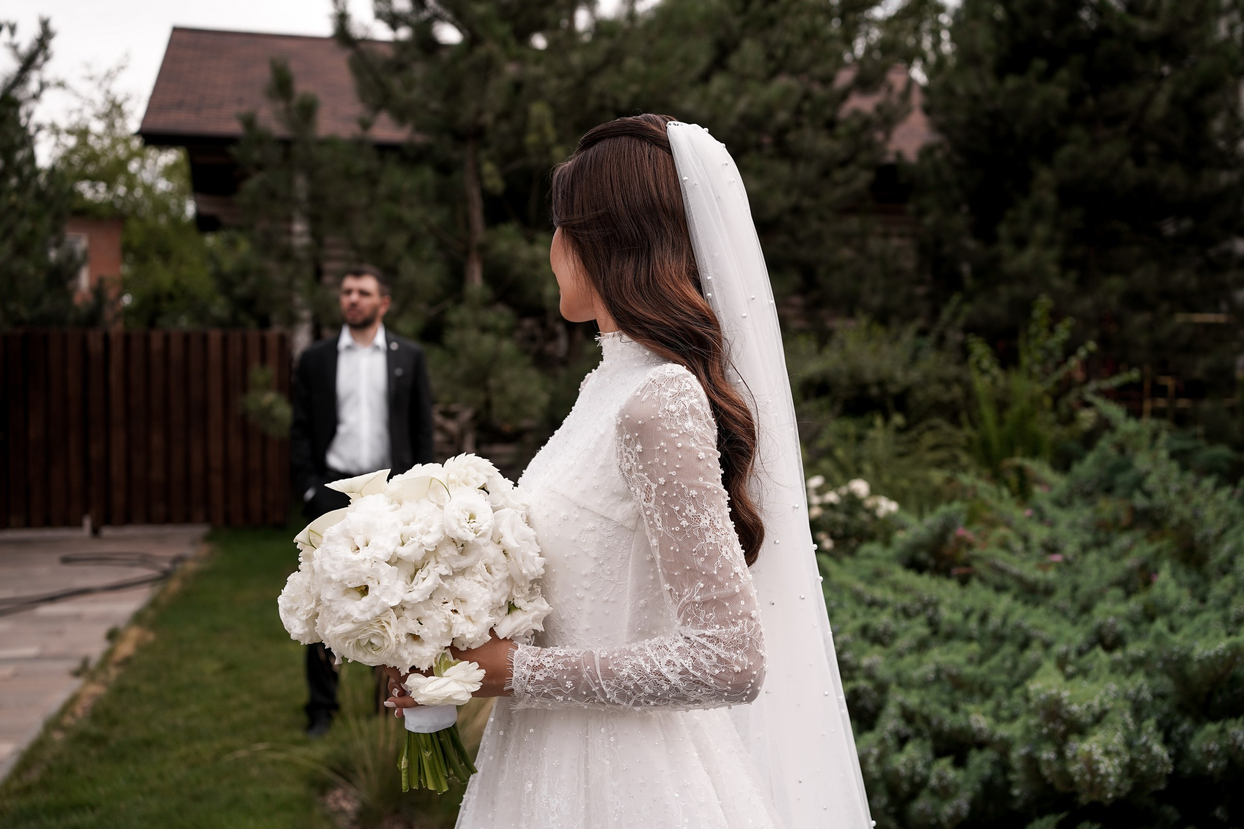 Свадебная фотосессия в отеле «Графский парк». Фотограф Ростов-на-Дону. Абдул и Фируза. Свадебный фотограф в Ростове-на-Дону. Таинство Крещения и Венчания, семейные фотосессии. Алёна Чёботова
