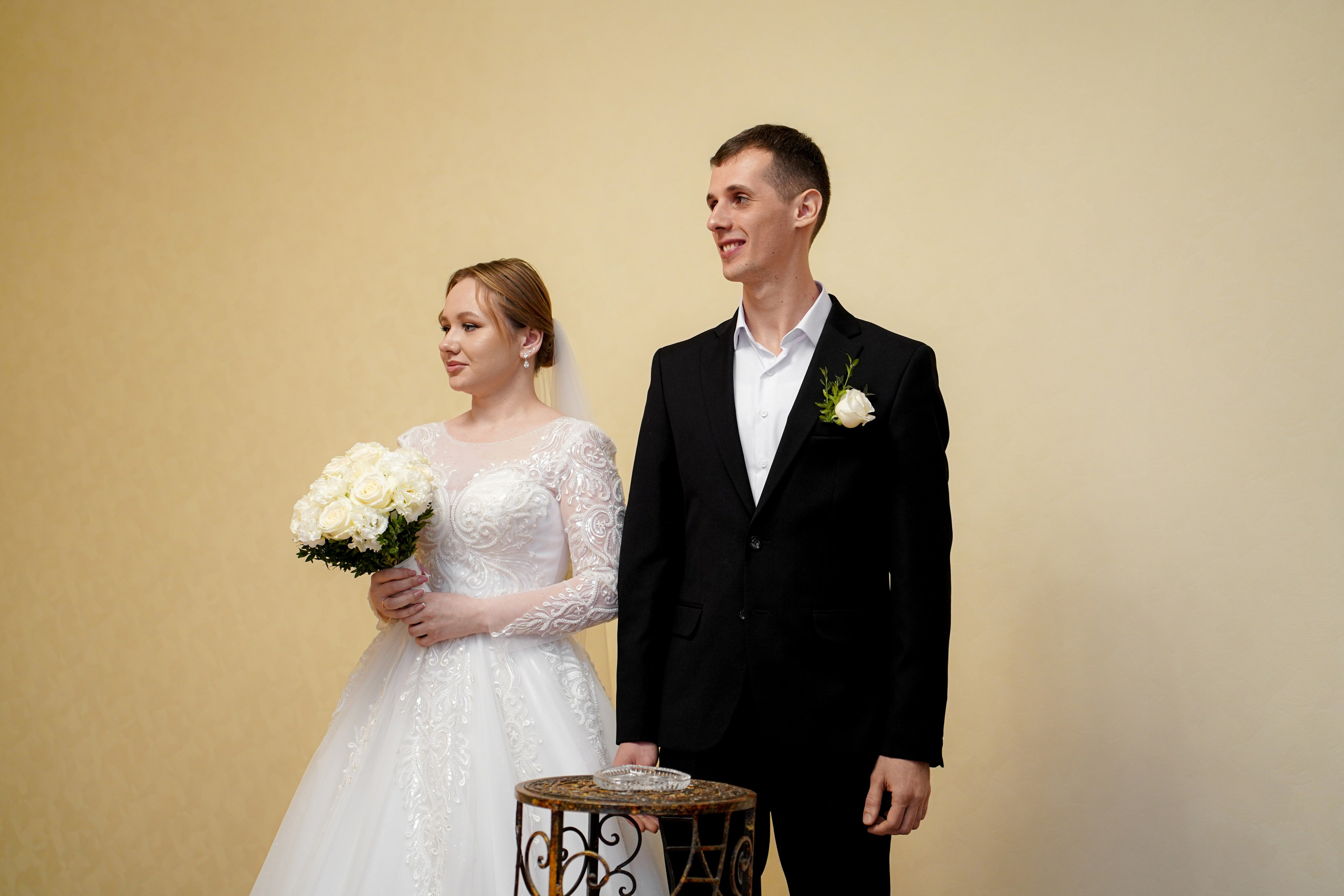 Свадебная фотосессия в ЗАГСе на Западном. Свадебный фотограф в Ростове-на-Дону. Таинство Крещения и Венчания, семейные фотосессии. Алёна Чёботова