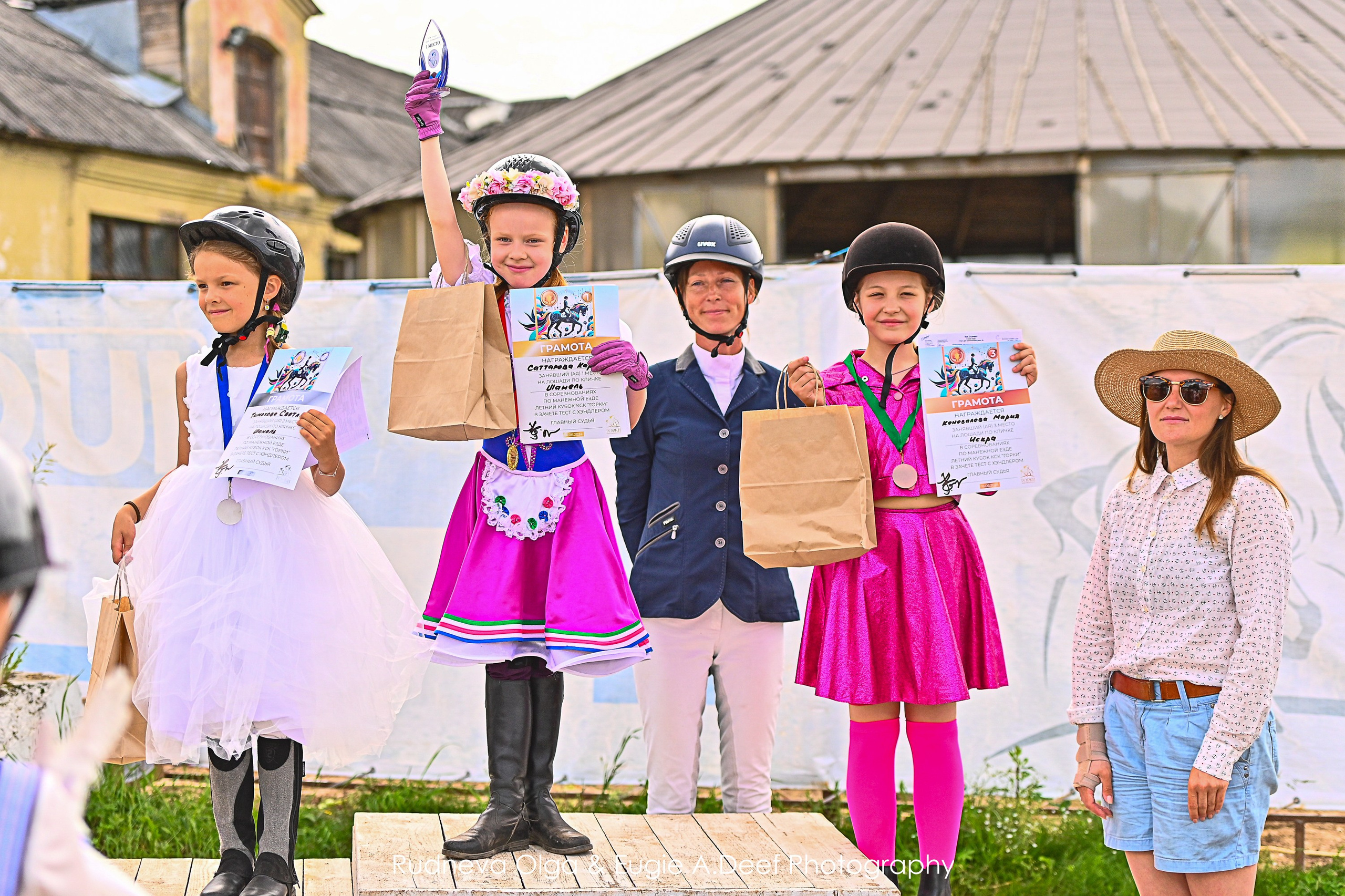 КСК Горки — традиционный Ежегодный Костюмированный КЮР- 2024. ТУРНИРНАЯ КОННАЯ ФОТОГРАФИЯ, Руднева Ольга и Евгений Адеев