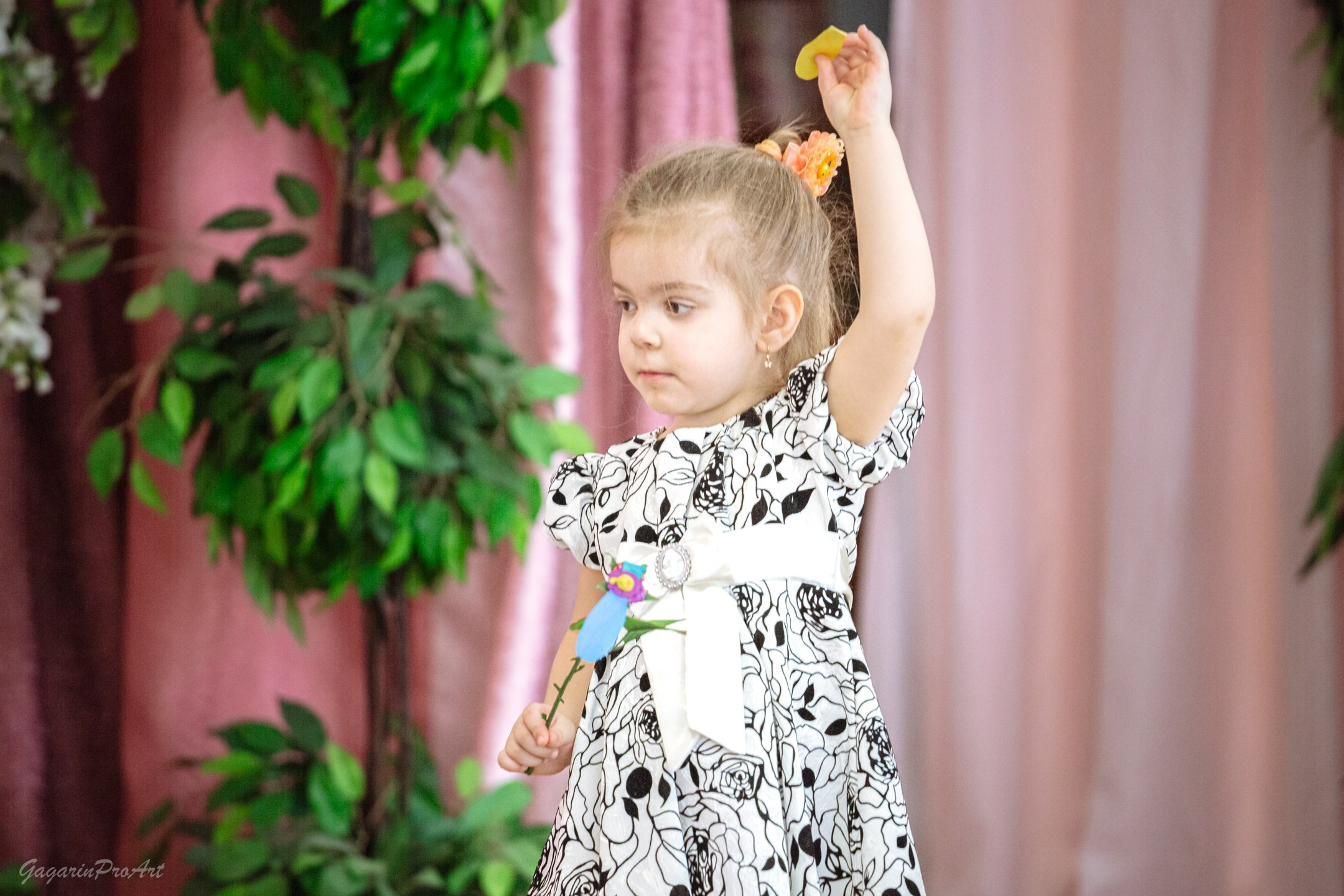 Репортажная съёмка в саду на праздник. GagarinProArt