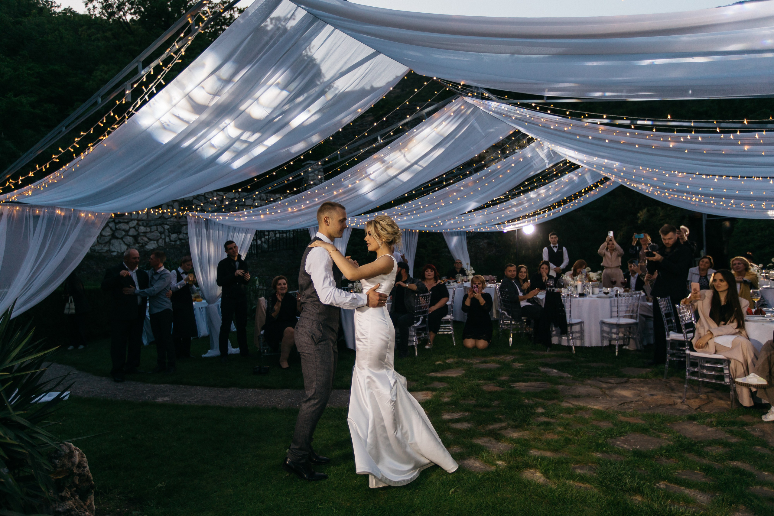 Денис и Алина. Белый замок. Фотограф Анна Лейман. Севастополь