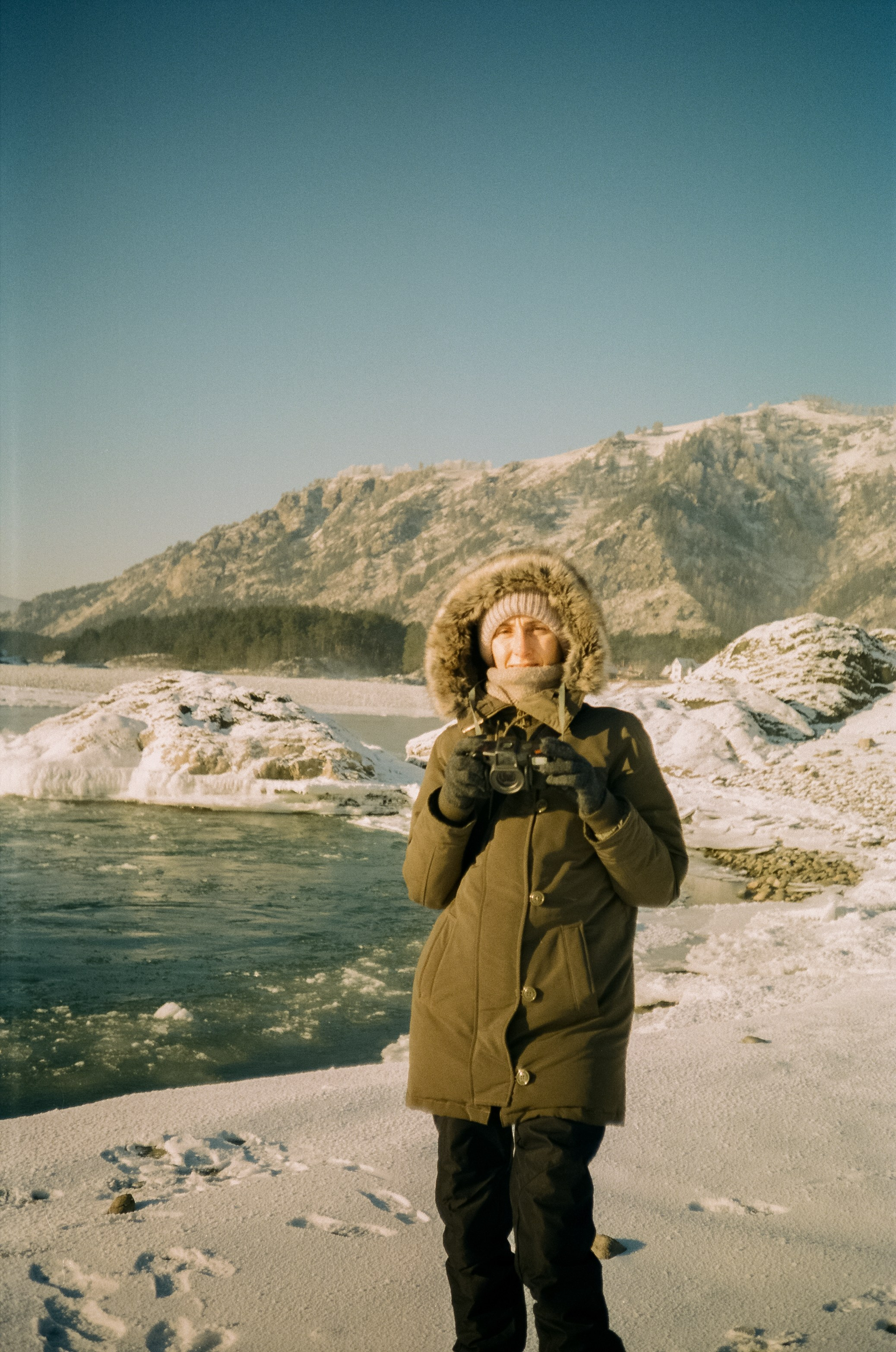 Бережок первый день, мост Бирюзовая Катунь / 10 декабря 2023 года (-25