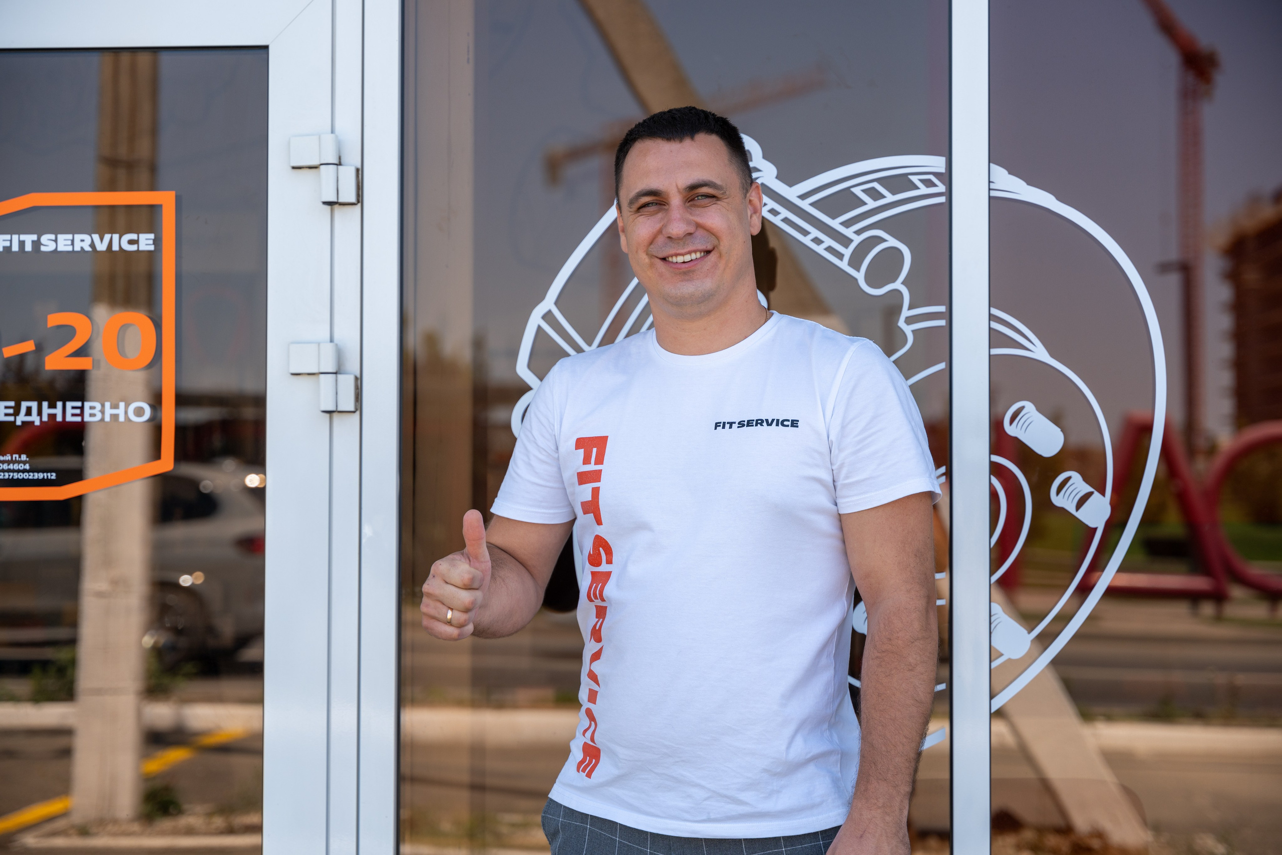 Интерьерная фотосъемка автосервиса Fit Service в Краснодаре — сеть СТО Профессиональная фотосъемка интерьера техцентра в Краснодаре. Шедевры для Вас! Фотограф и Видеограф в Краснодаре Пахиев Руслан