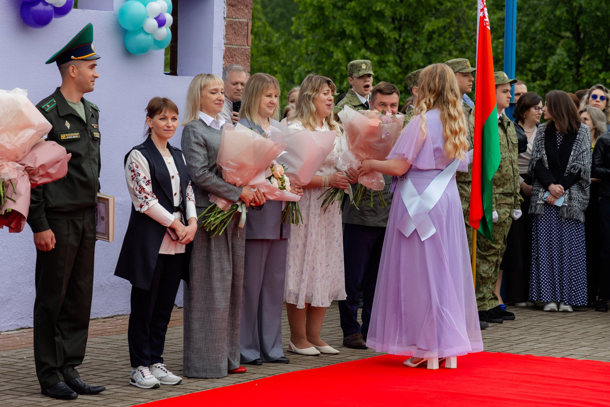 Последний звонок 2025 в Минске. Свадебный фотограф в Минске/Беларуси Сергей Спиридонов