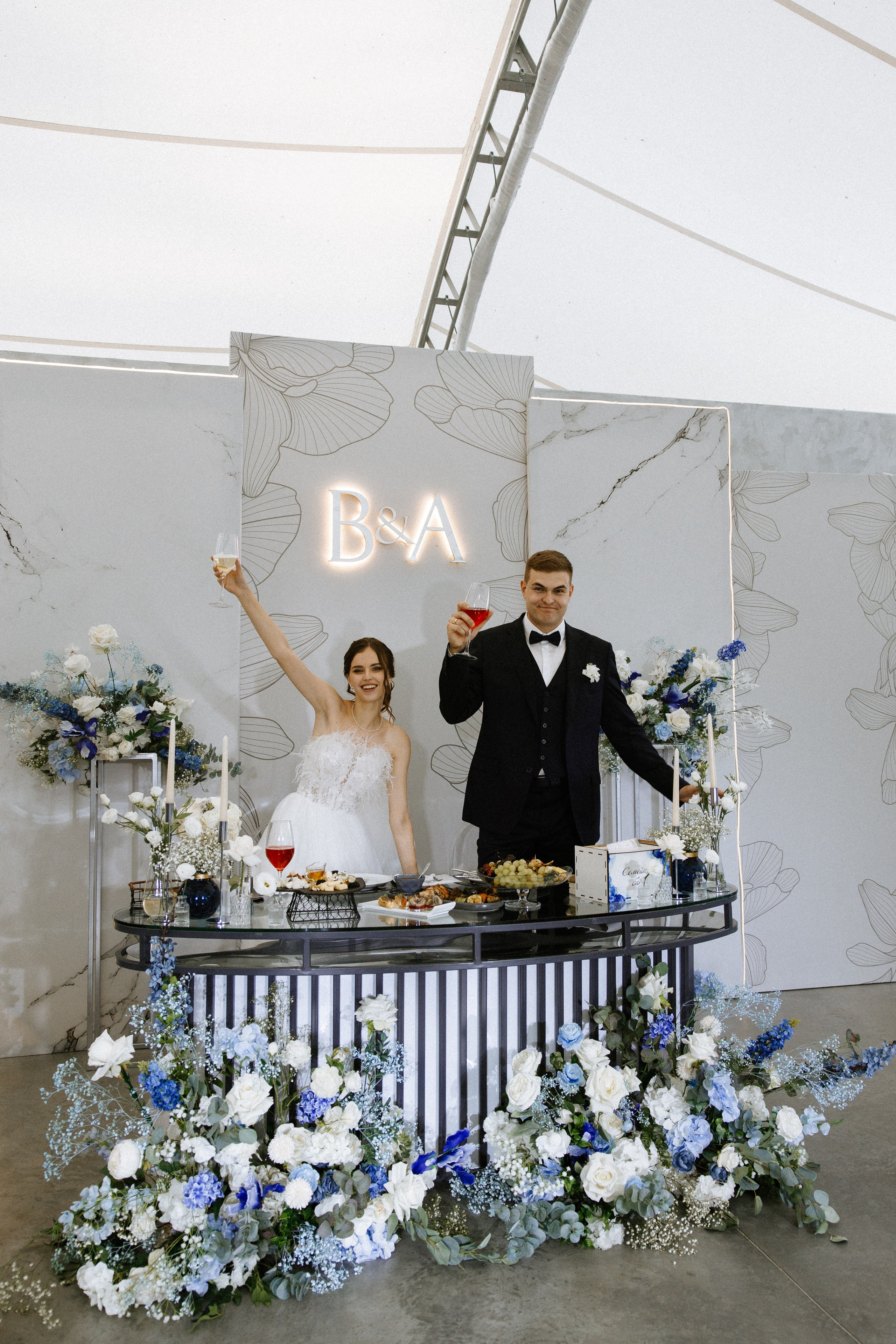 Влад и Арина. Hyatt- шатер Небо. Свадебный фотограф Балчугова Мария Екатеринбург