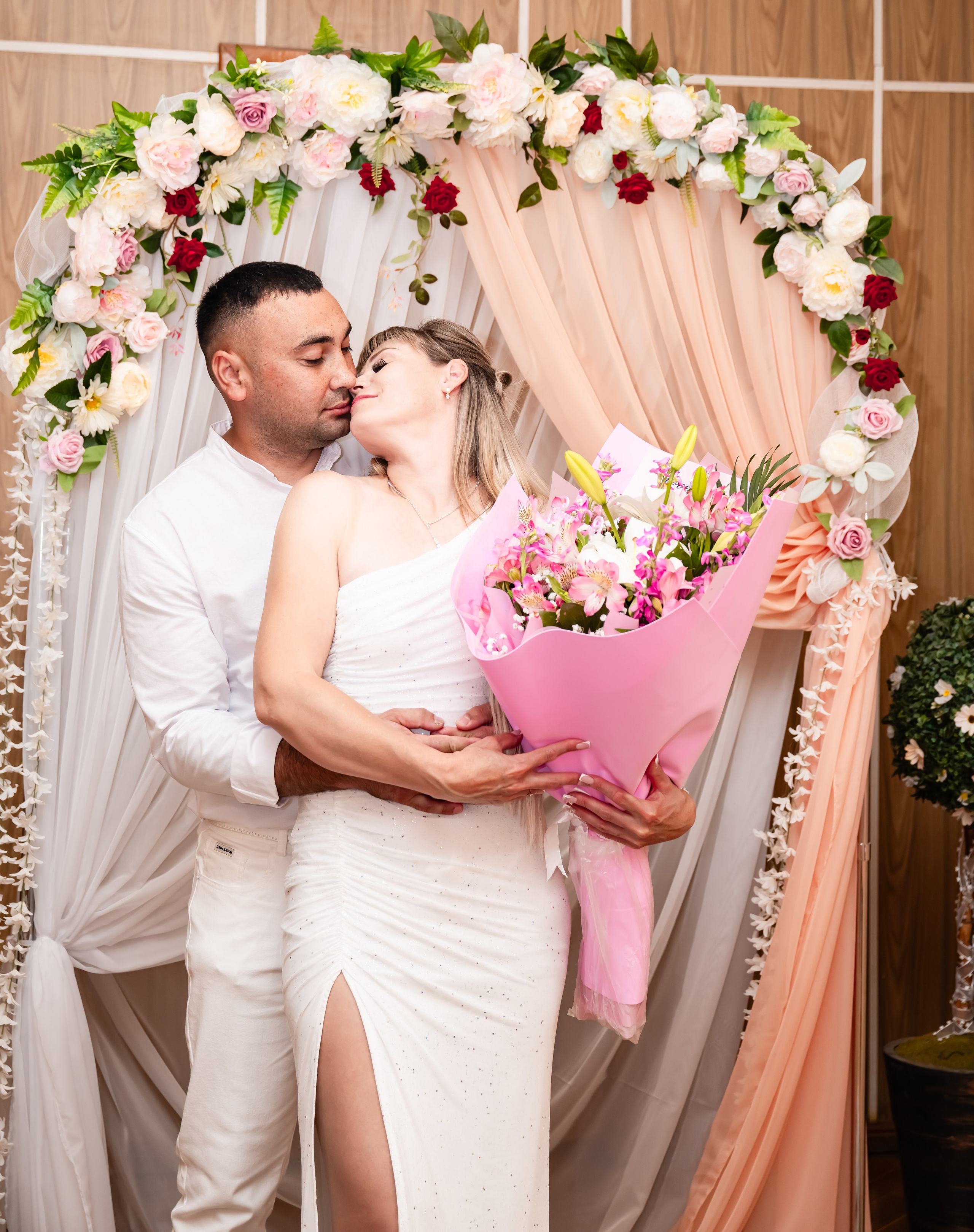 Свадебные фотосессии. Роспись в ЗАГСе. Выездная регистрация. Студийный и свадебный фотограф и видеограф в Севастополе — Юлия Макаренко