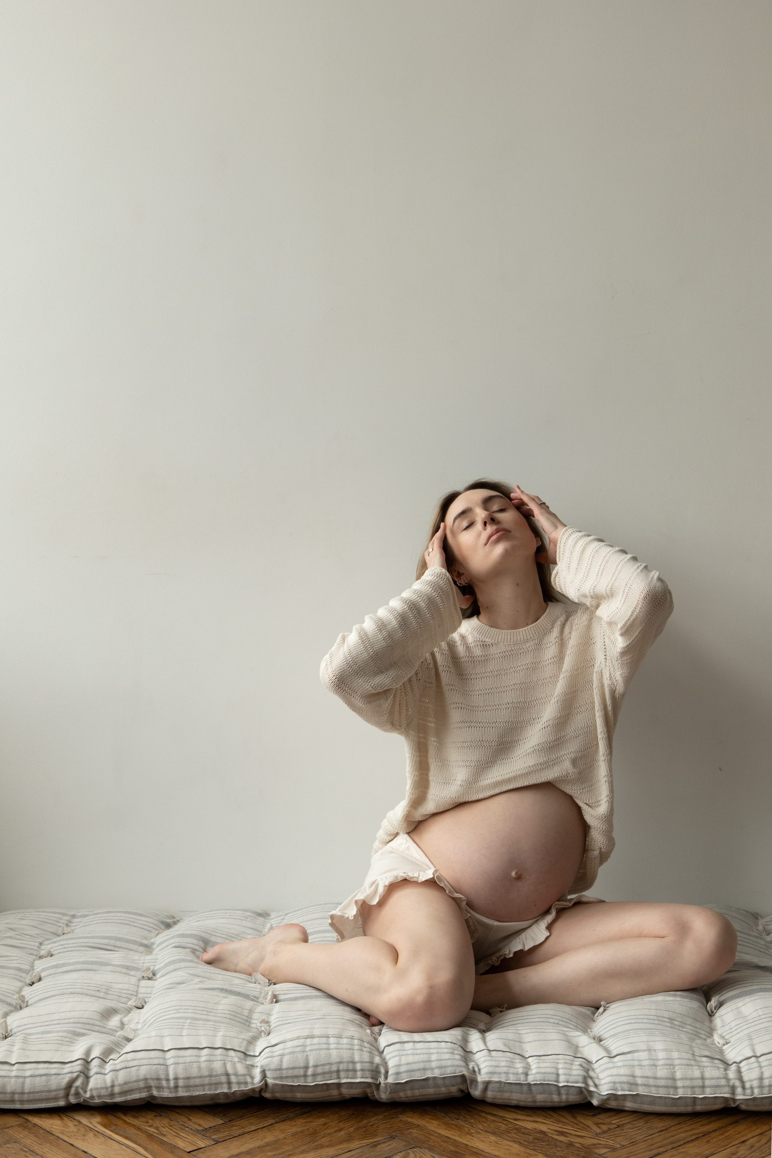 Студийная фотосессия «В ожидании». Фотограф видеограф Ольга Василевская