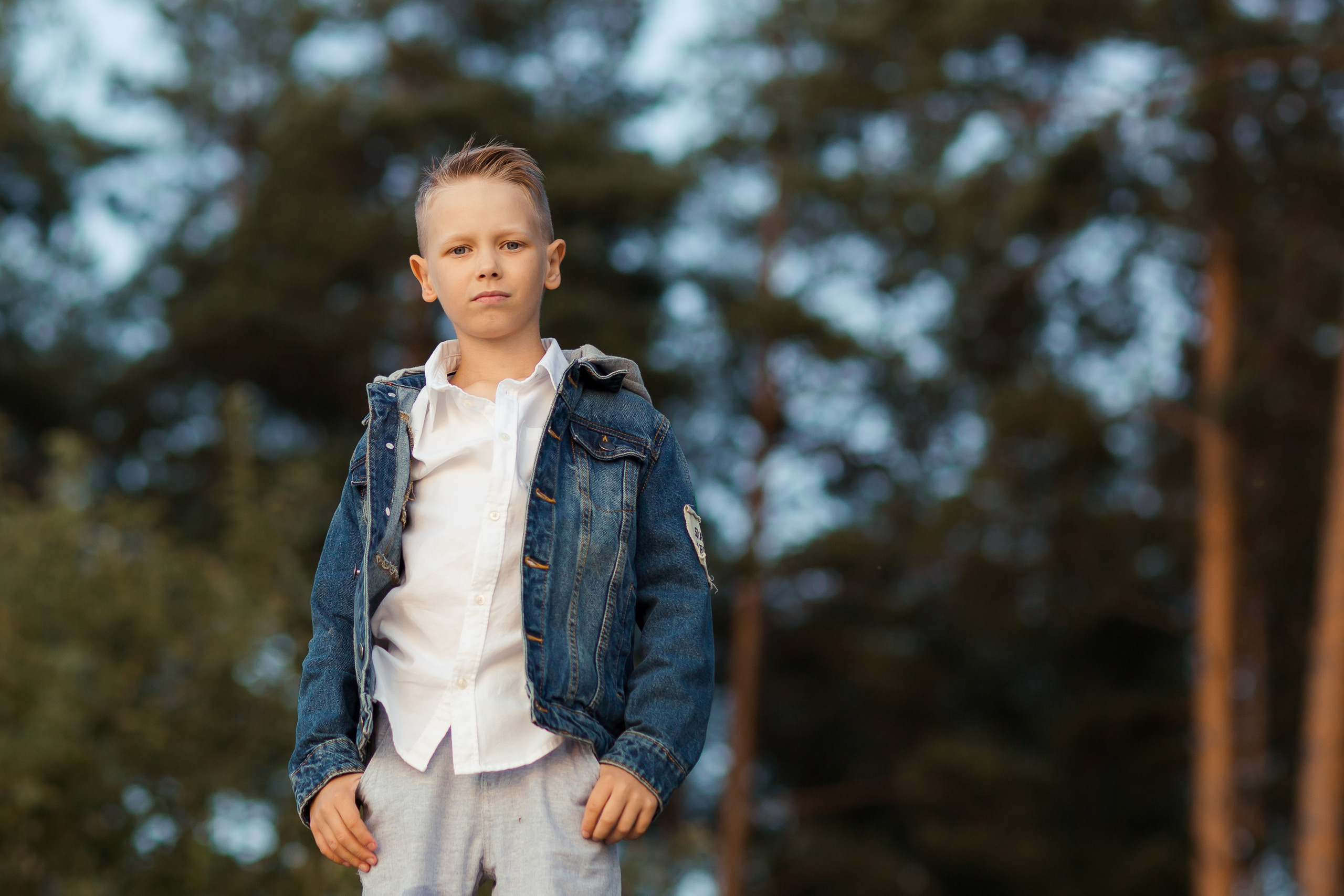 Ирина с детьми, фотосессия на закате. Фотограф Десногорск Михаил Давыдов Акварель