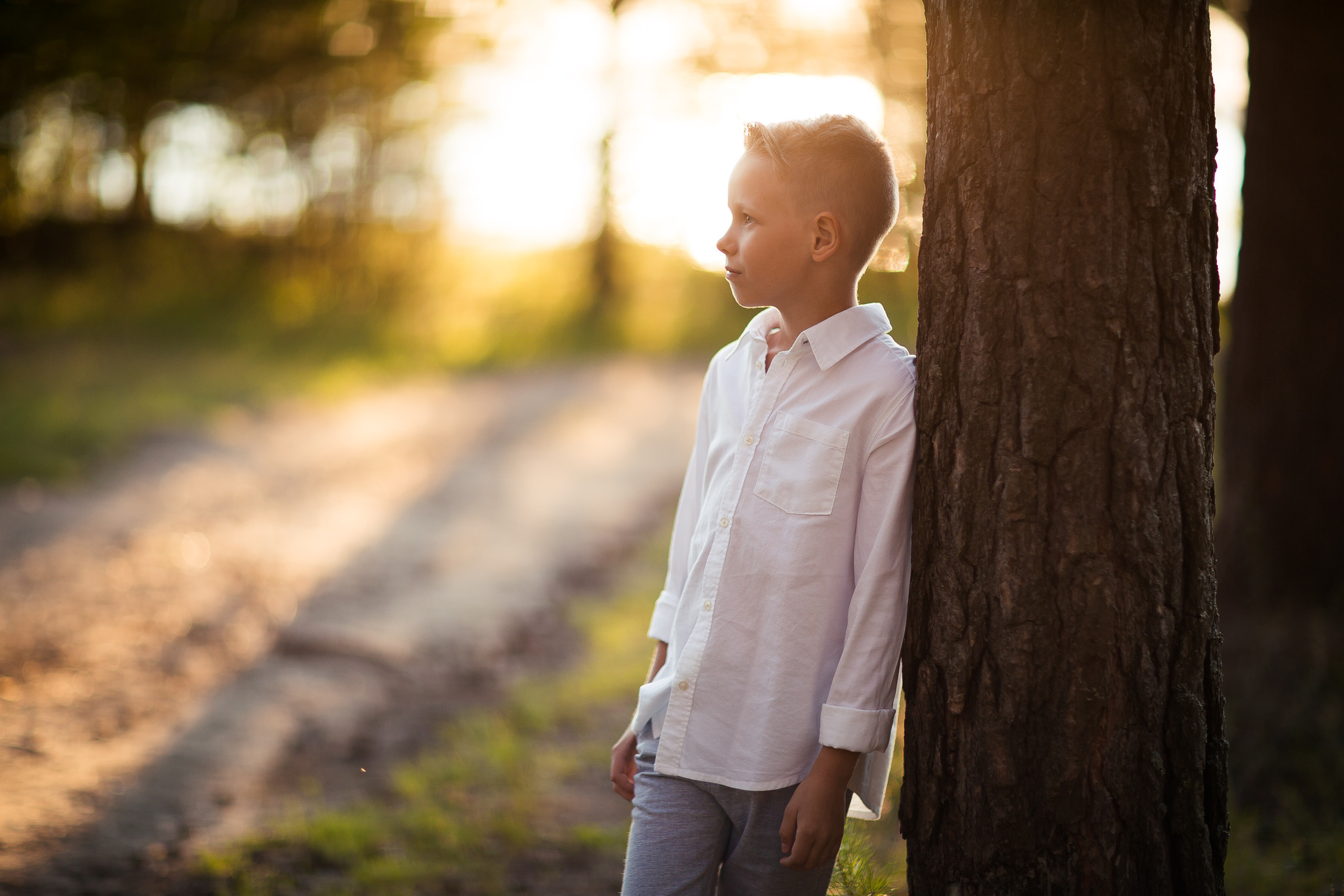 Ирина с детьми, фотосессия на закате. Фотограф Десногорск Михаил Давыдов Акварель