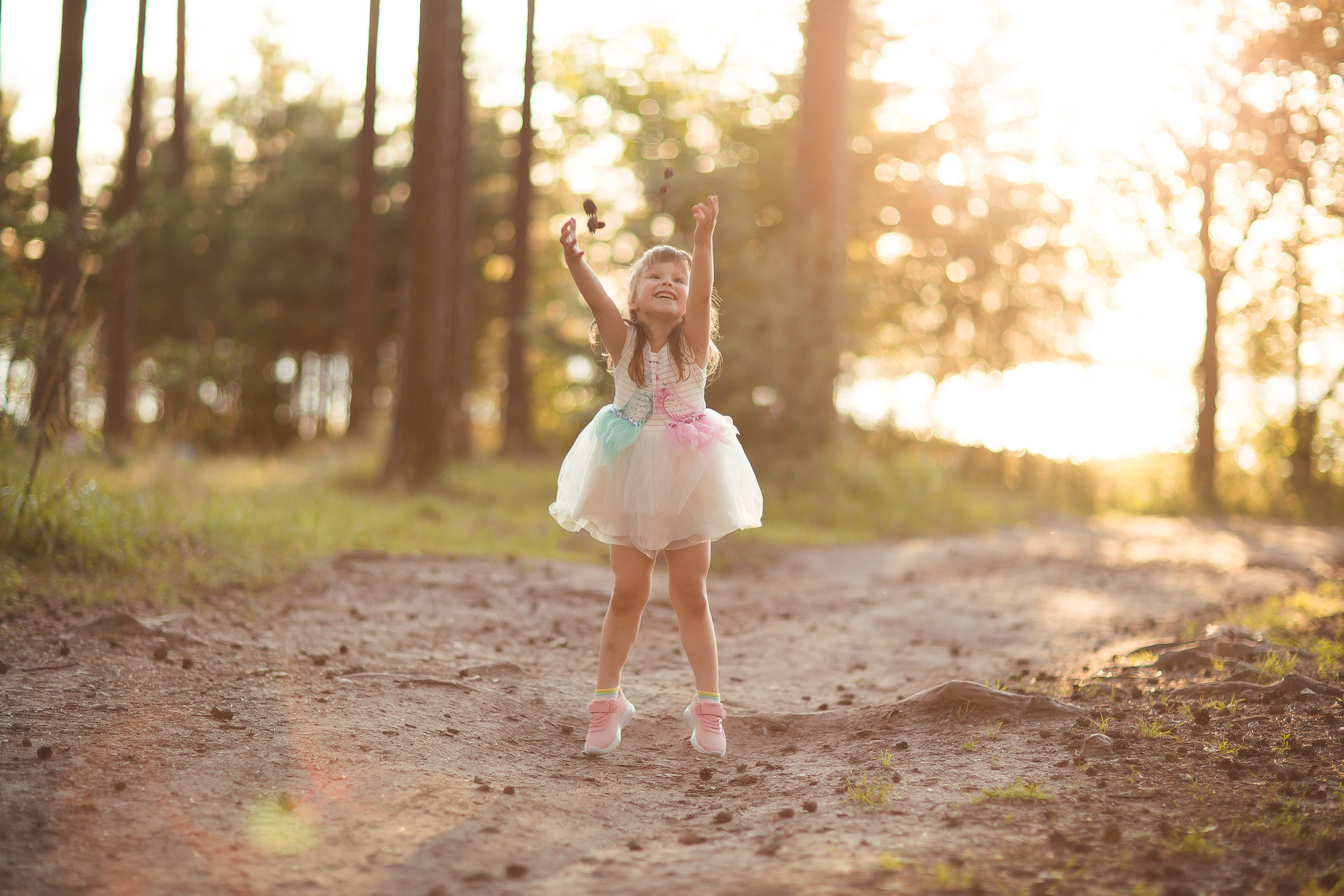 Ирина с детьми, фотосессия на закате. Фотограф Десногорск Михаил Давыдов Акварель