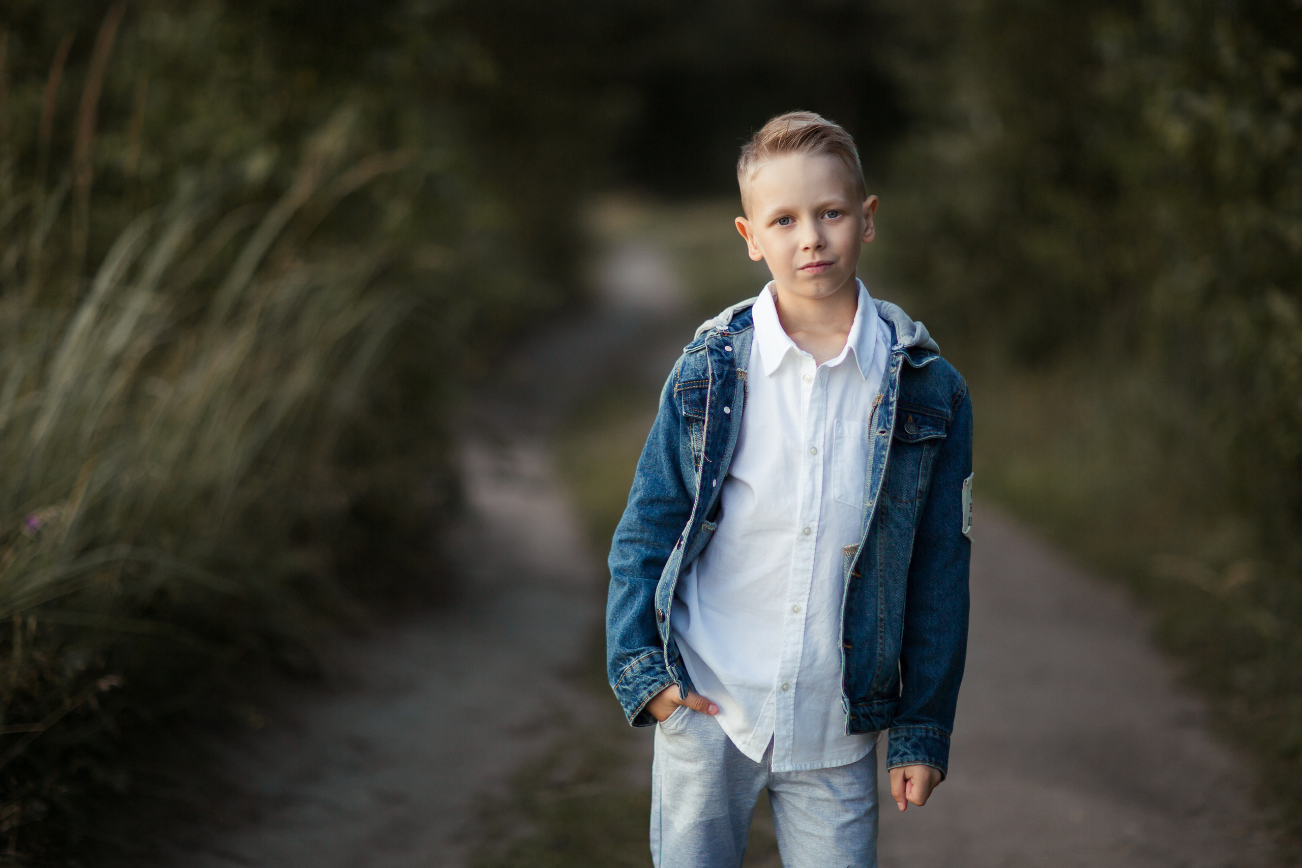 Ирина с детьми, фотосессия на закате. Фотограф Десногорск Михаил Давыдов Акварель