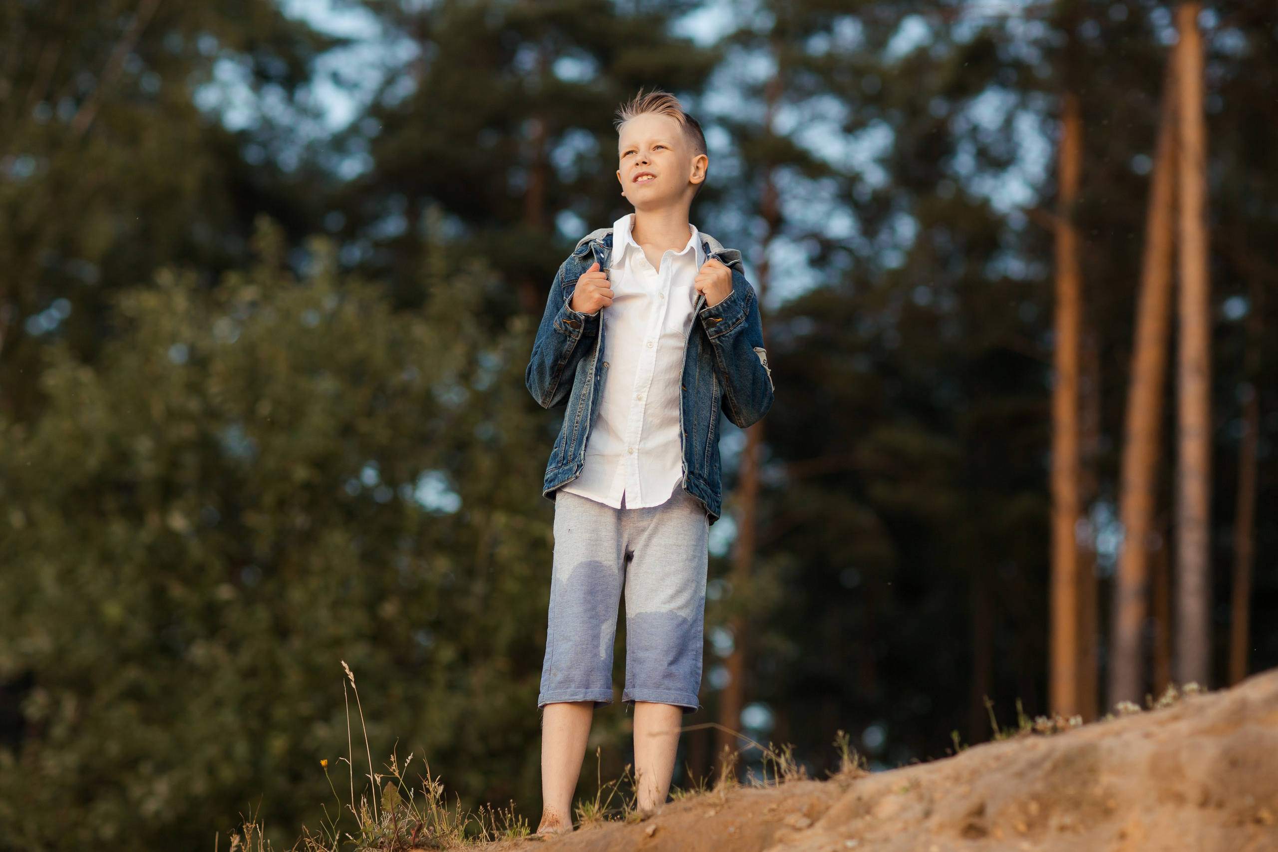 Ирина с детьми, фотосессия на закате. Фотограф Десногорск Михаил Давыдов Акварель