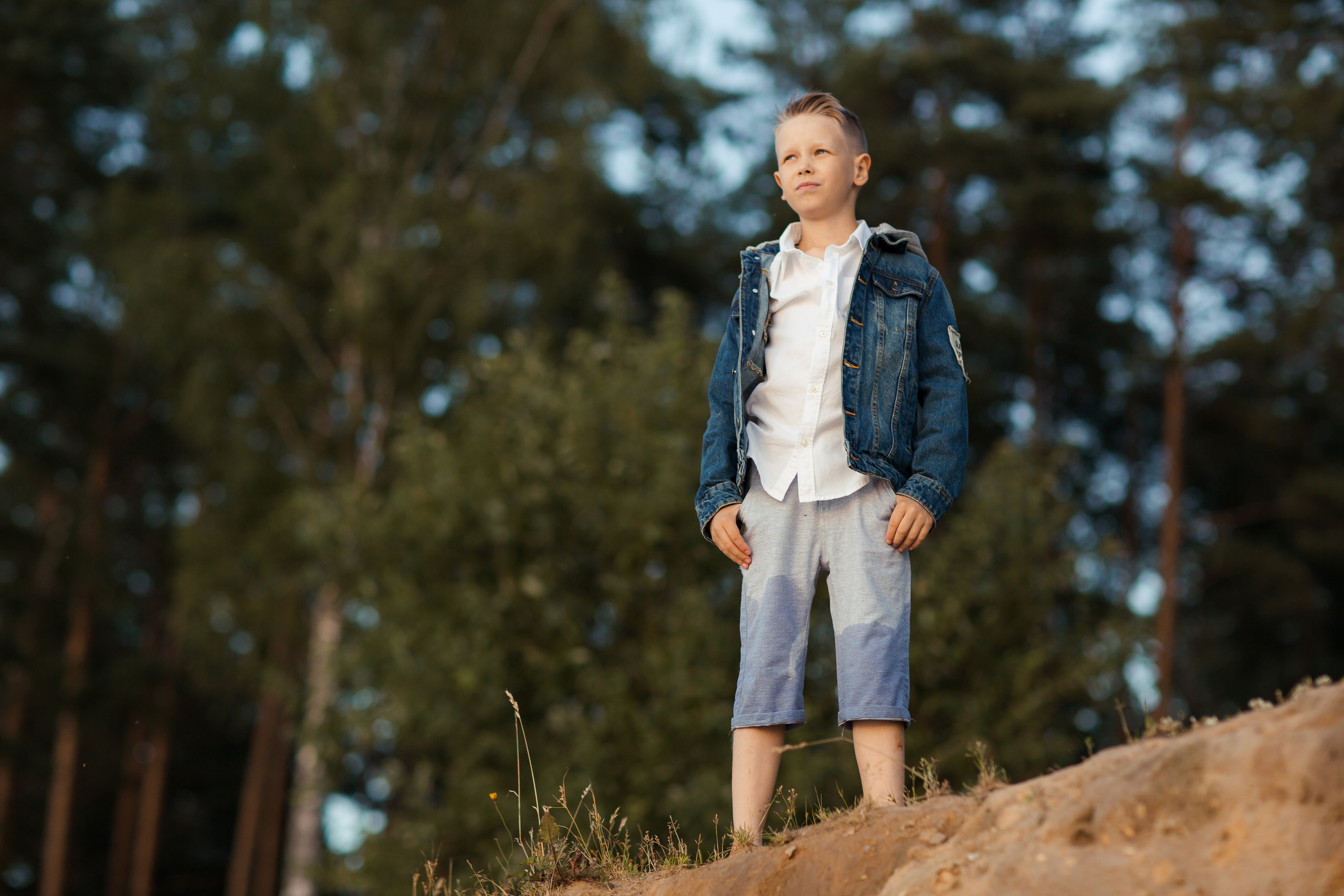 Ирина с детьми, фотосессия на закате. Фотограф Десногорск Михаил Давыдов Акварель