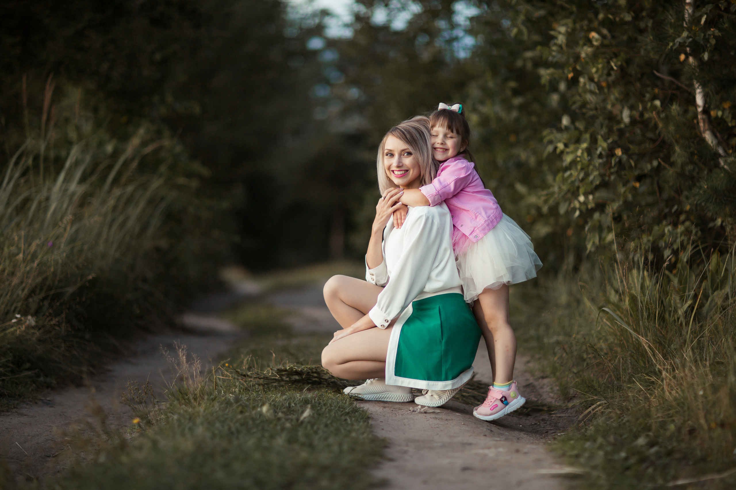 Ирина с детьми, фотосессия на закате. Фотограф Десногорск Михаил Давыдов Акварель