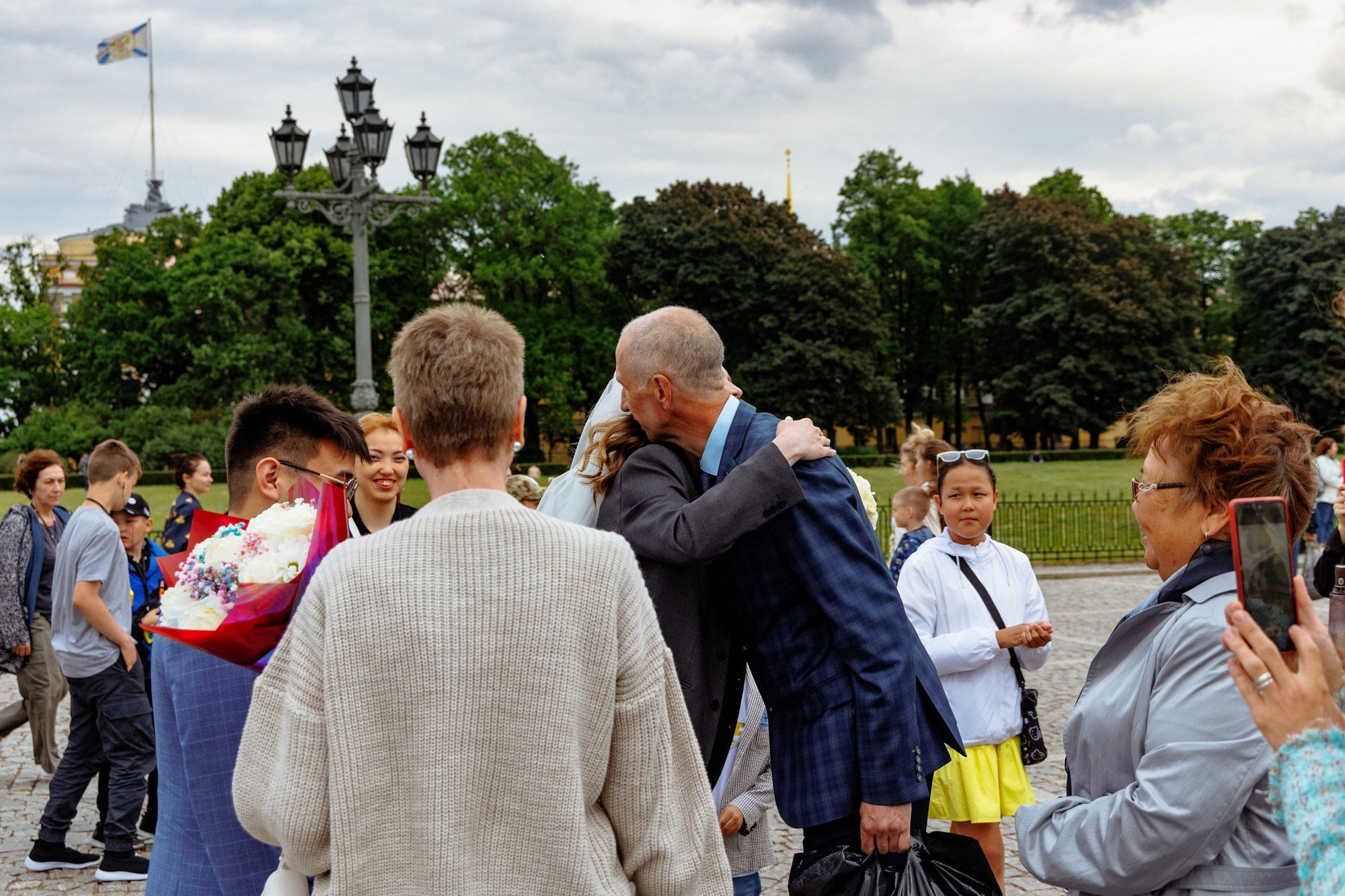 Чингис и Александра регистрация и небольшая прогулка. Свадебный и семейный фотограф в г. Волхов Алексей Кочерыжкин