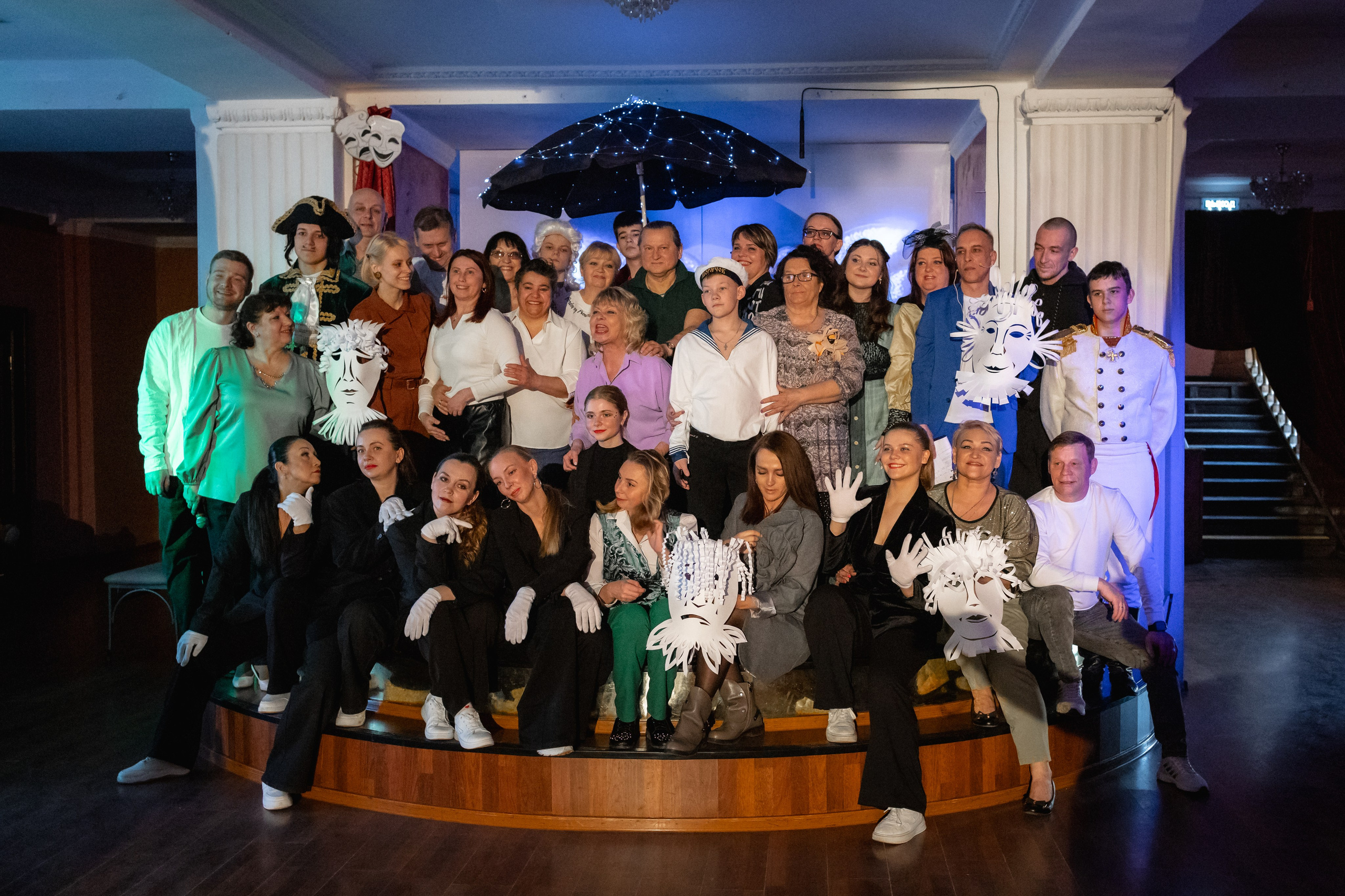 «Свеча» приглашает в театральную гостиную. Свадебный и семейный фотограф в г. Волхов Алексей Кочерыжкин