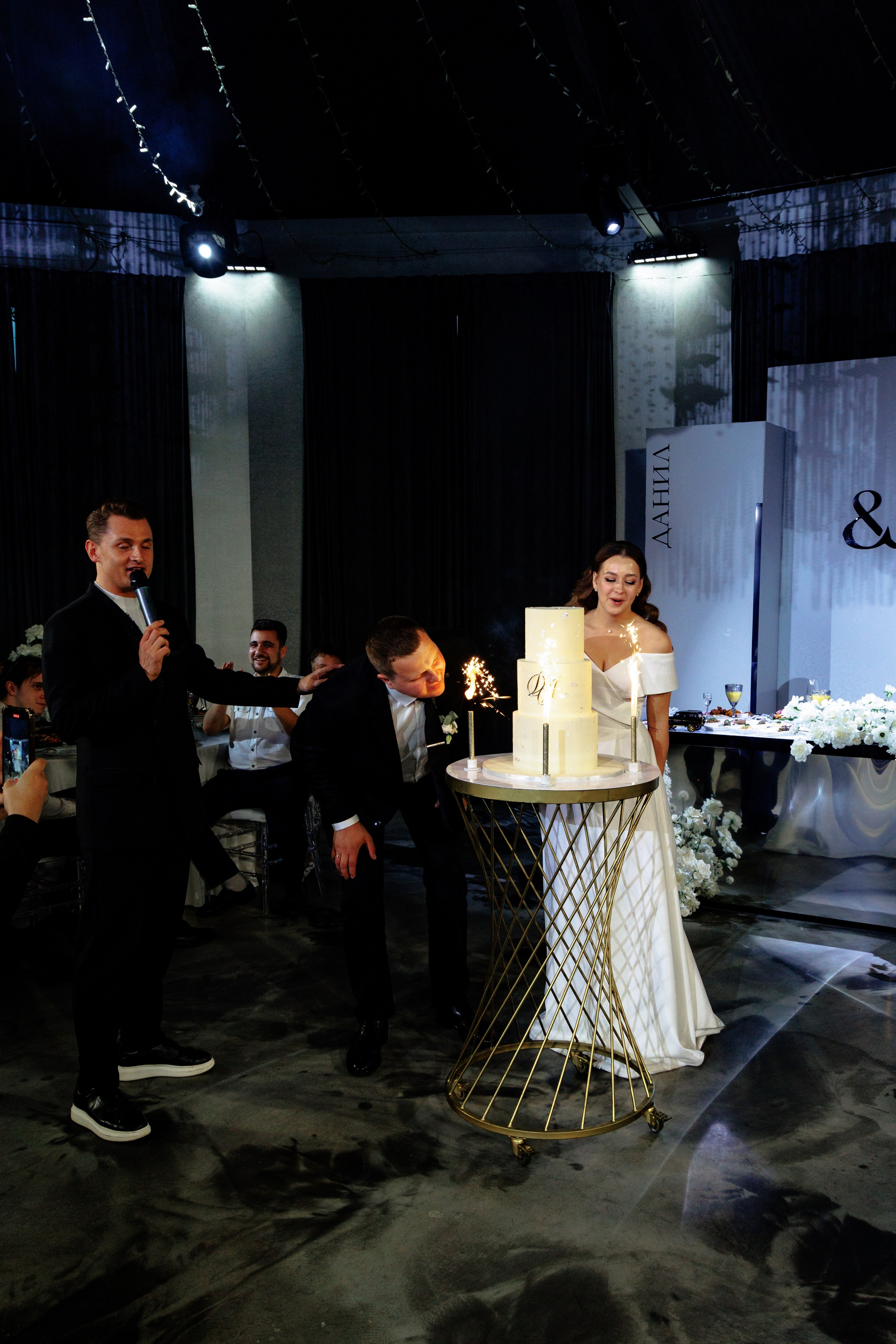 Данил и Любовь, мои фото с этого праздника. я был гость). Свадебный и семейный фотограф в г. Волхов Алексей Кочерыжкин