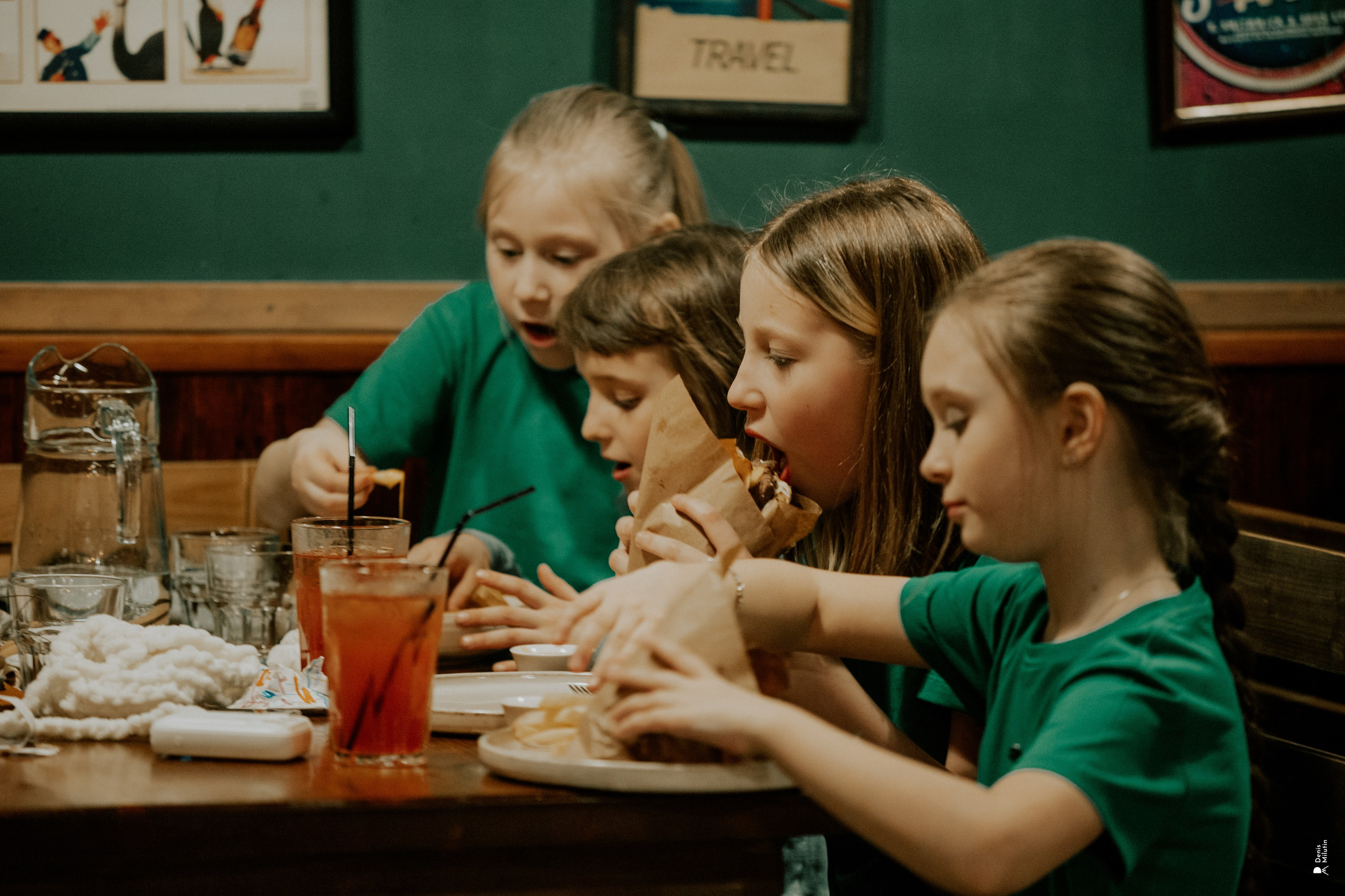 Ирландский Паб и ансамбль Skylark. Портретный фотограф Денис Милютин