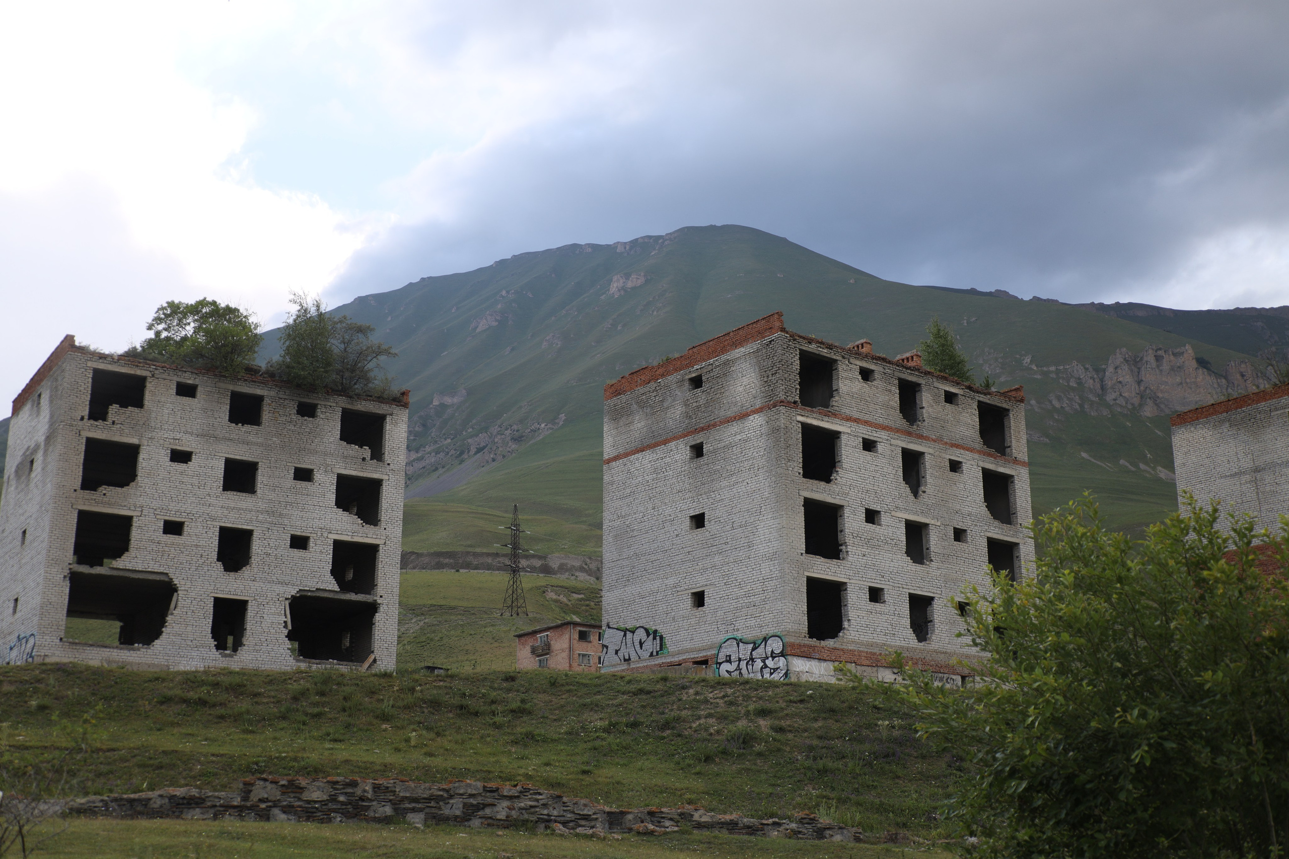 Северная Осетия июль 2025 год. Кармадон, Даргивз и Цей. Семейный детский фотограф Краснодарский край Оксана Колос