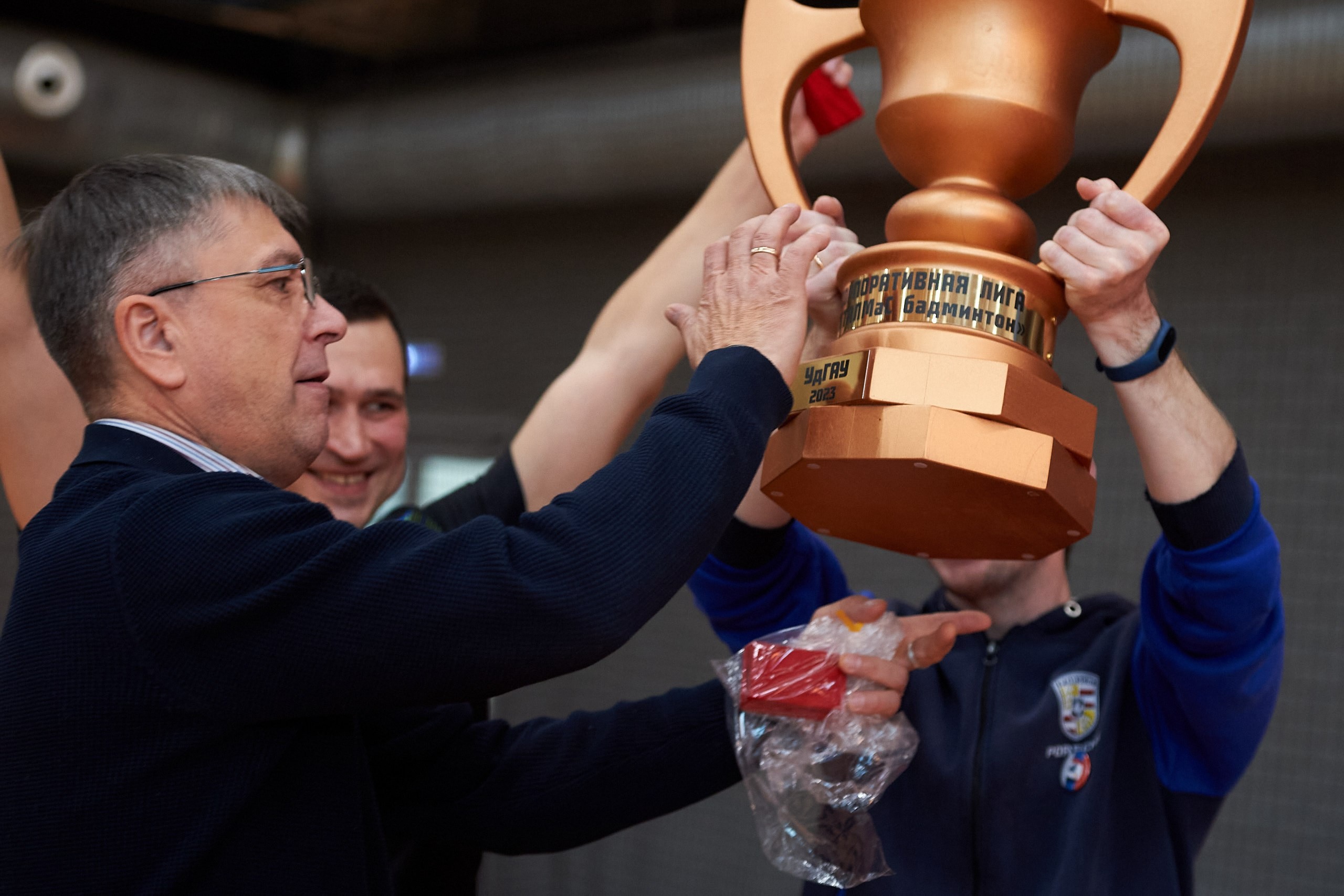 Спорт фотография бадминтон корпоративный кубок. Спортивный репортажный фотограф в Ижевске Сергей Мерзляков