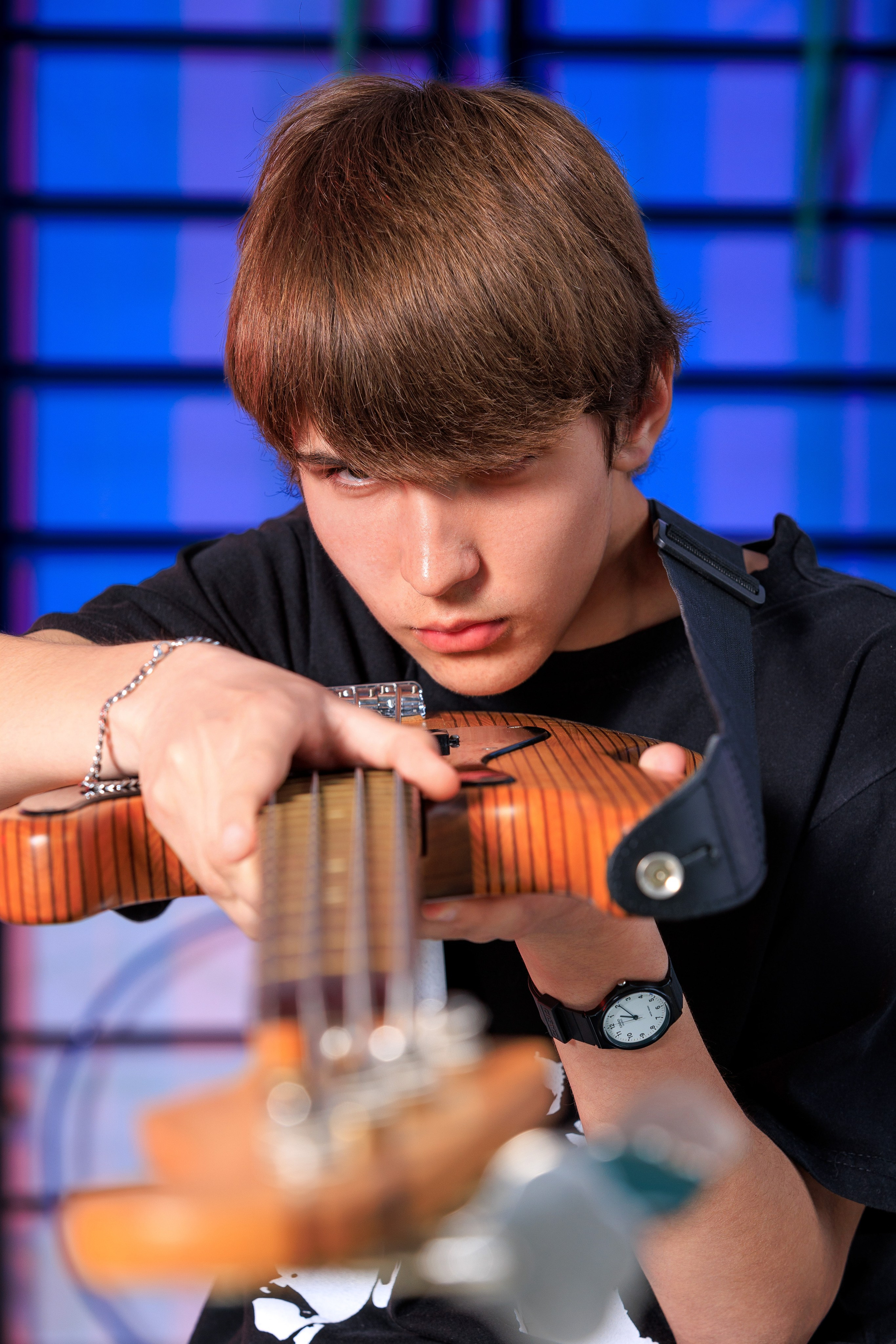 Смотреть фотки в спортзале. Выпускные альбомы Геленджик, Новороссийск, Краснодар, Туапсе