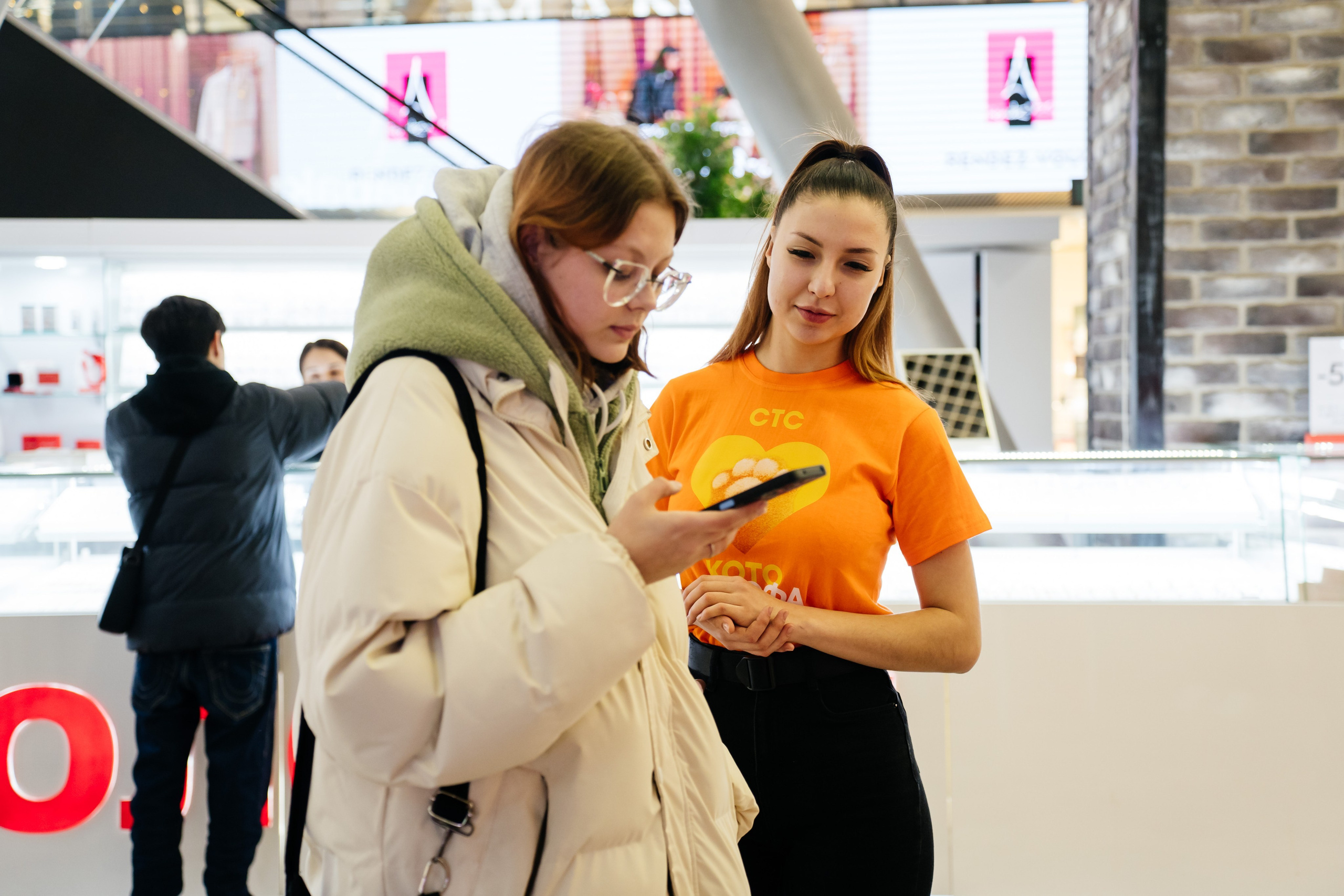 Промоакции СТС. Видеограф и Фотограф в Челябинске Ксения и Владимир Рюмины