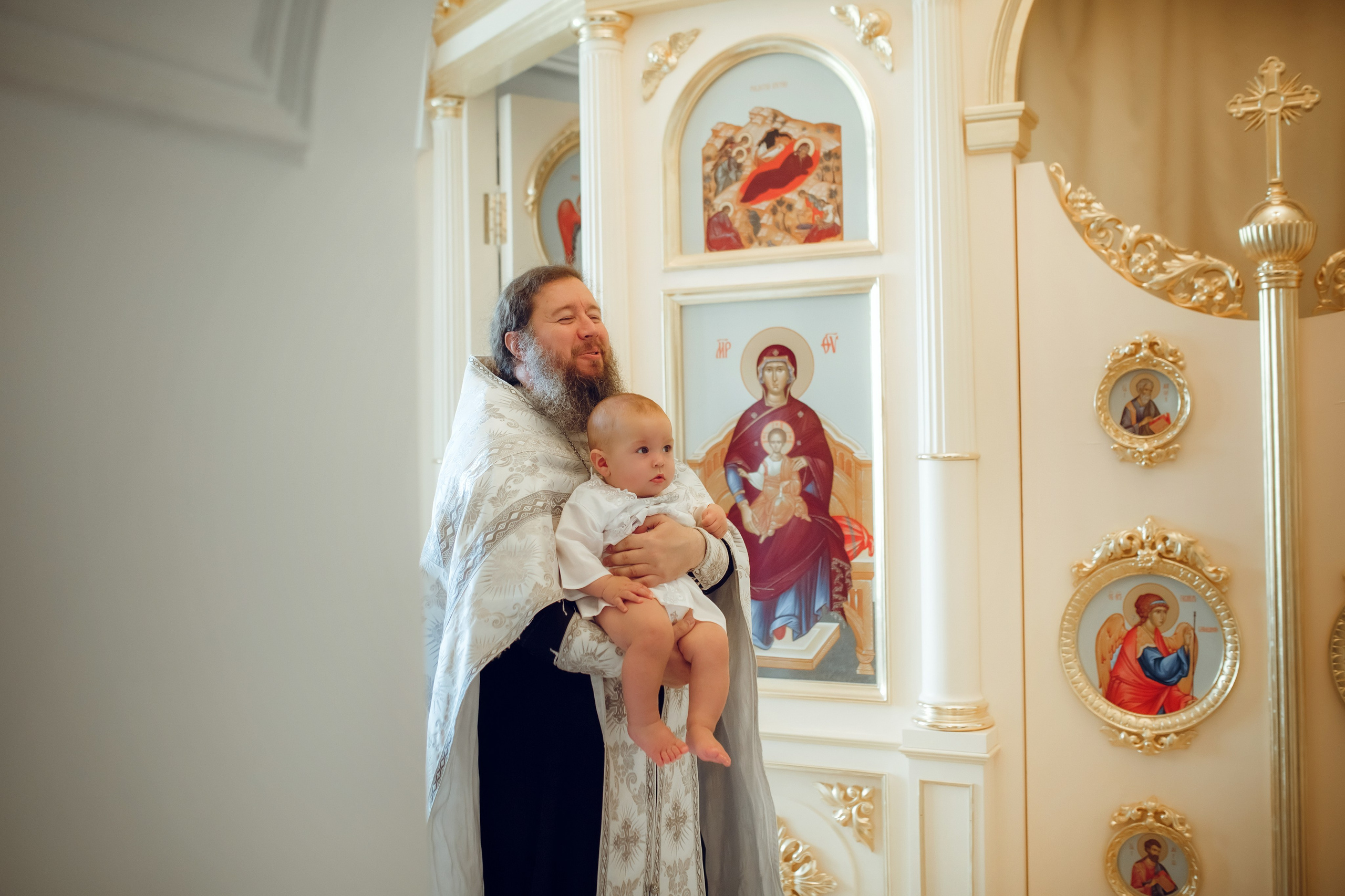 Крещение Эрнеста. Фотограф на Крещение, семейный фотограф в Москве