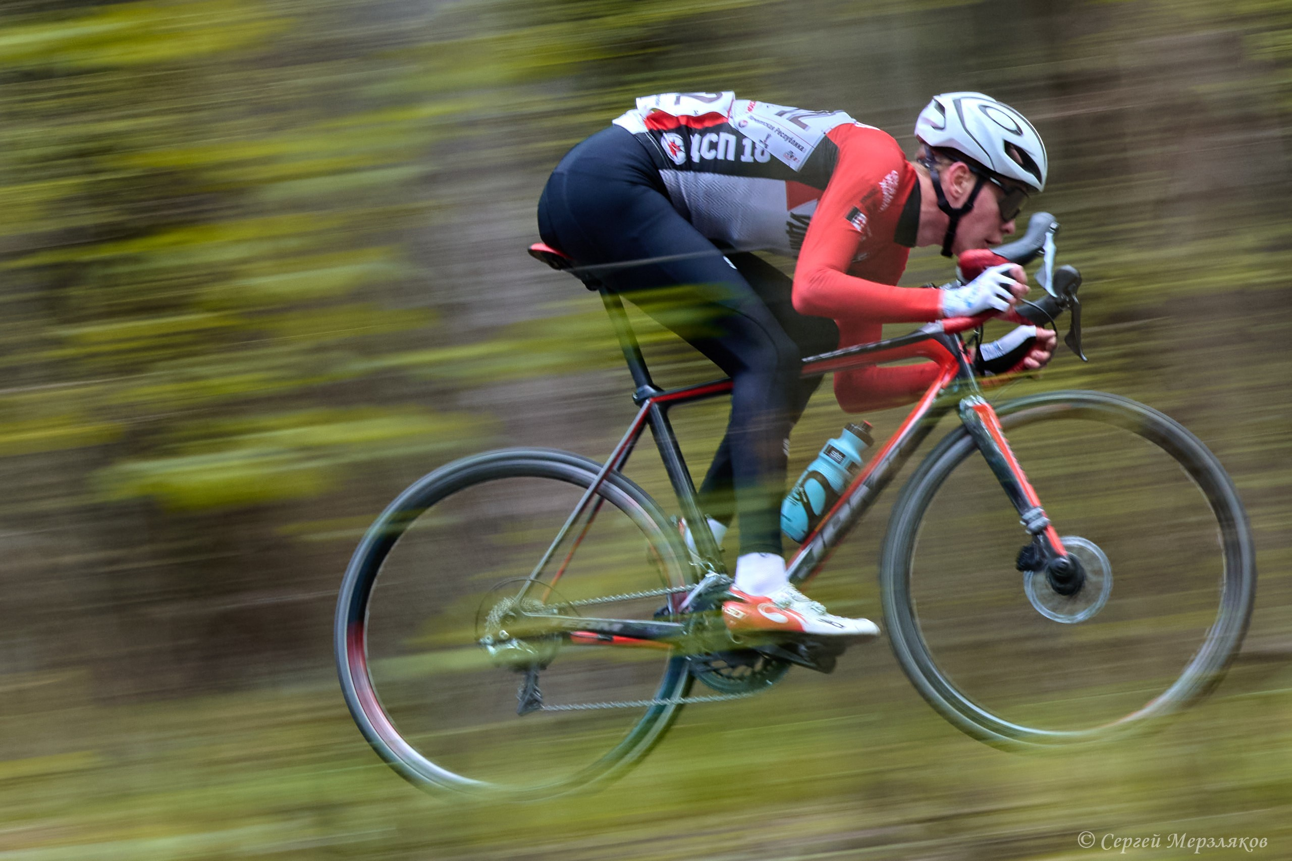 Первенство ПФО по велоспорту (шоссе). Ижевск 19.05.2024. Спортивный репортажный фотограф в Ижевске Сергей Мерзляков