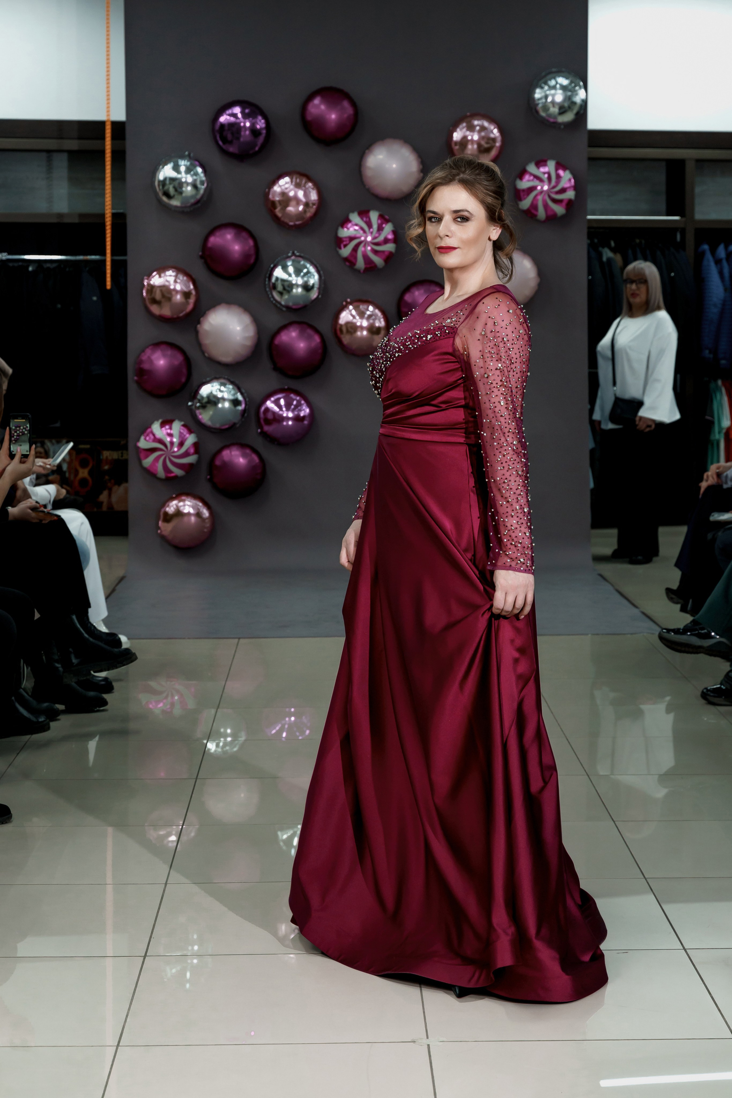 Фотосъемка показа мод для бренда. Фотограф Ким Наталья в Красноярске