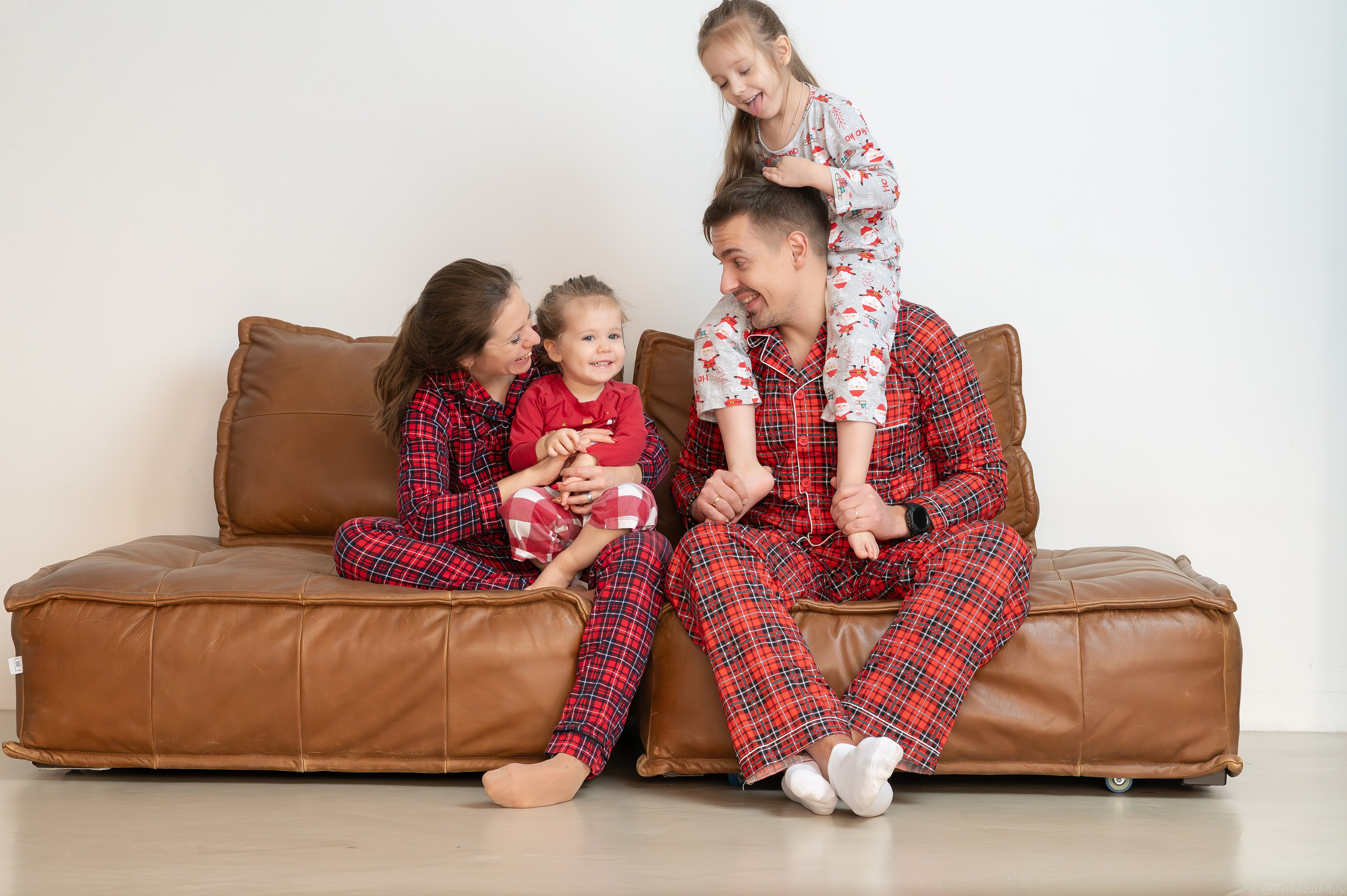 Семейная фотосессия в Москве. Свадебный фотограф в Москве Александр Зубков