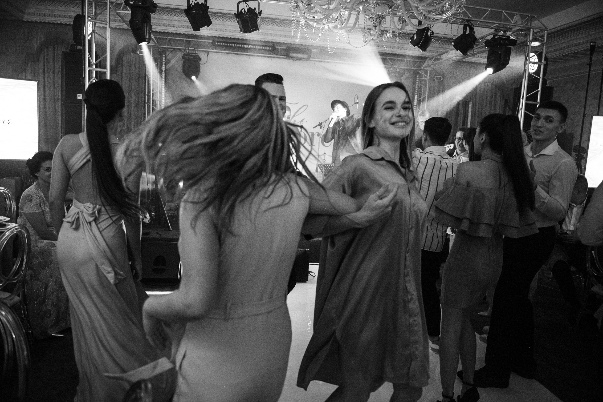 «Любовь и more». Свадебный фотограф в России и заграницей — Ольга Каретникова