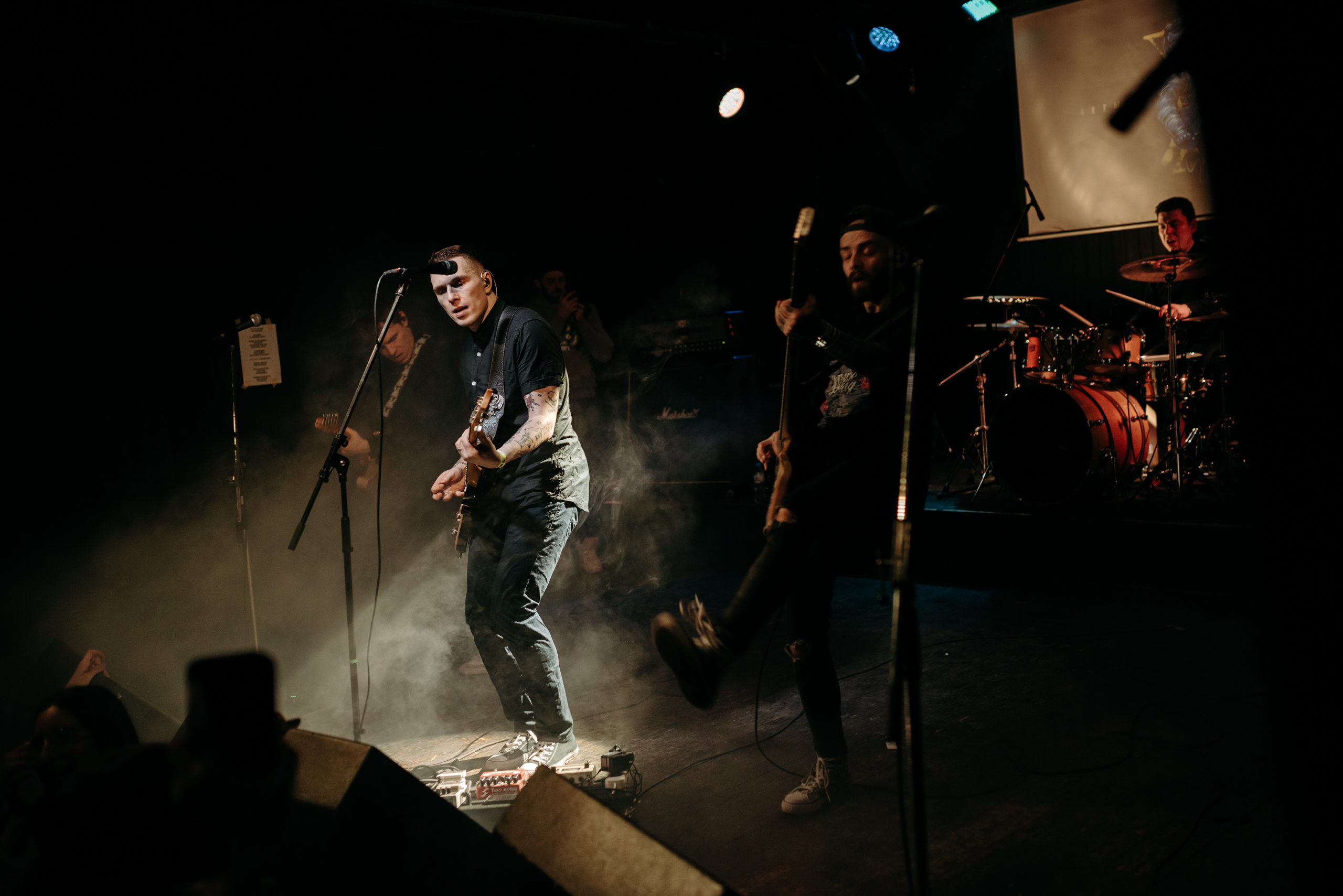 Группа «4ЕТЫРЕ АПРЕЛЯ» (Питер). Фотограф в Москве Илья Максимов