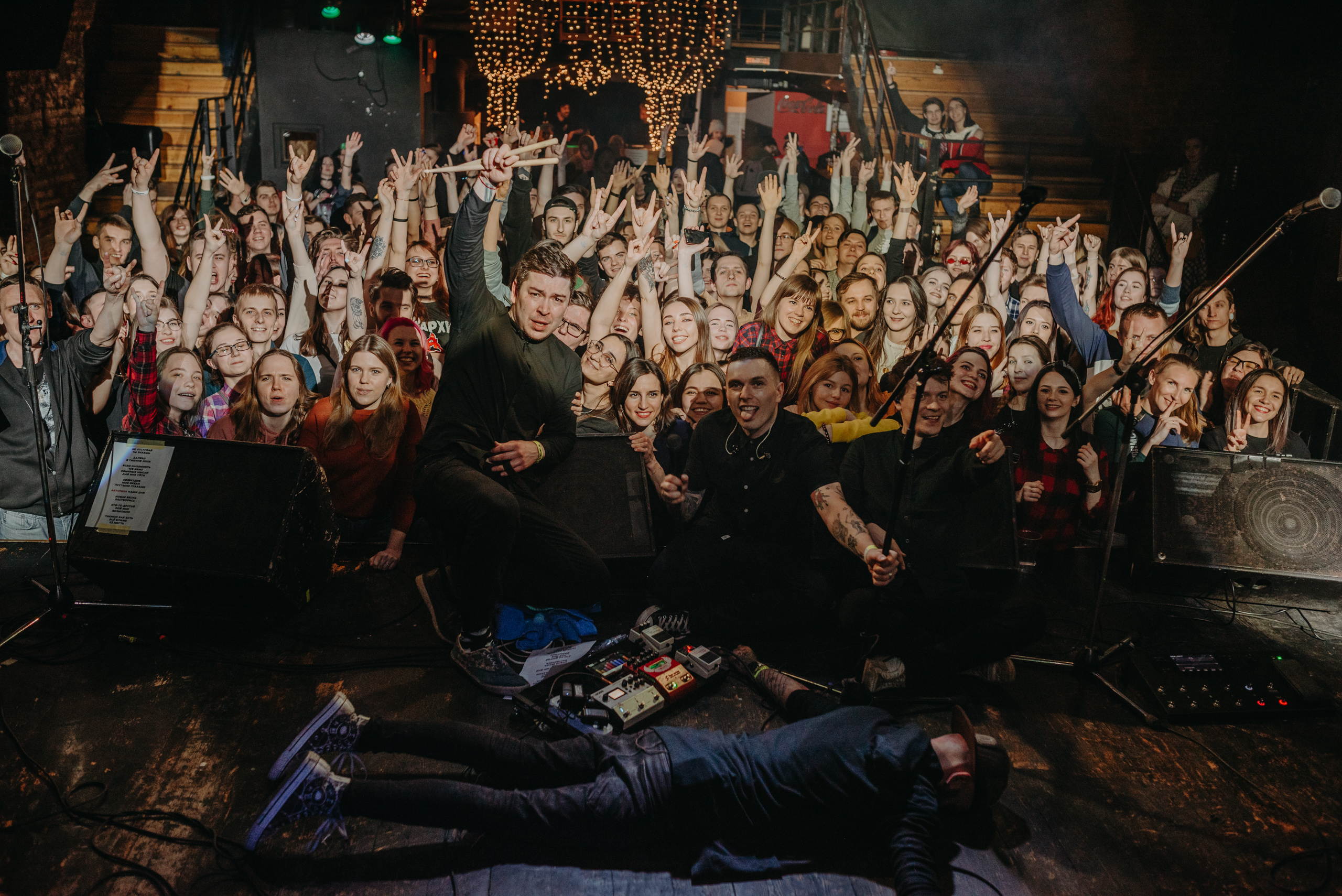 Группа «4ЕТЫРЕ АПРЕЛЯ» (Питер). Фотограф в Москве Илья Максимов