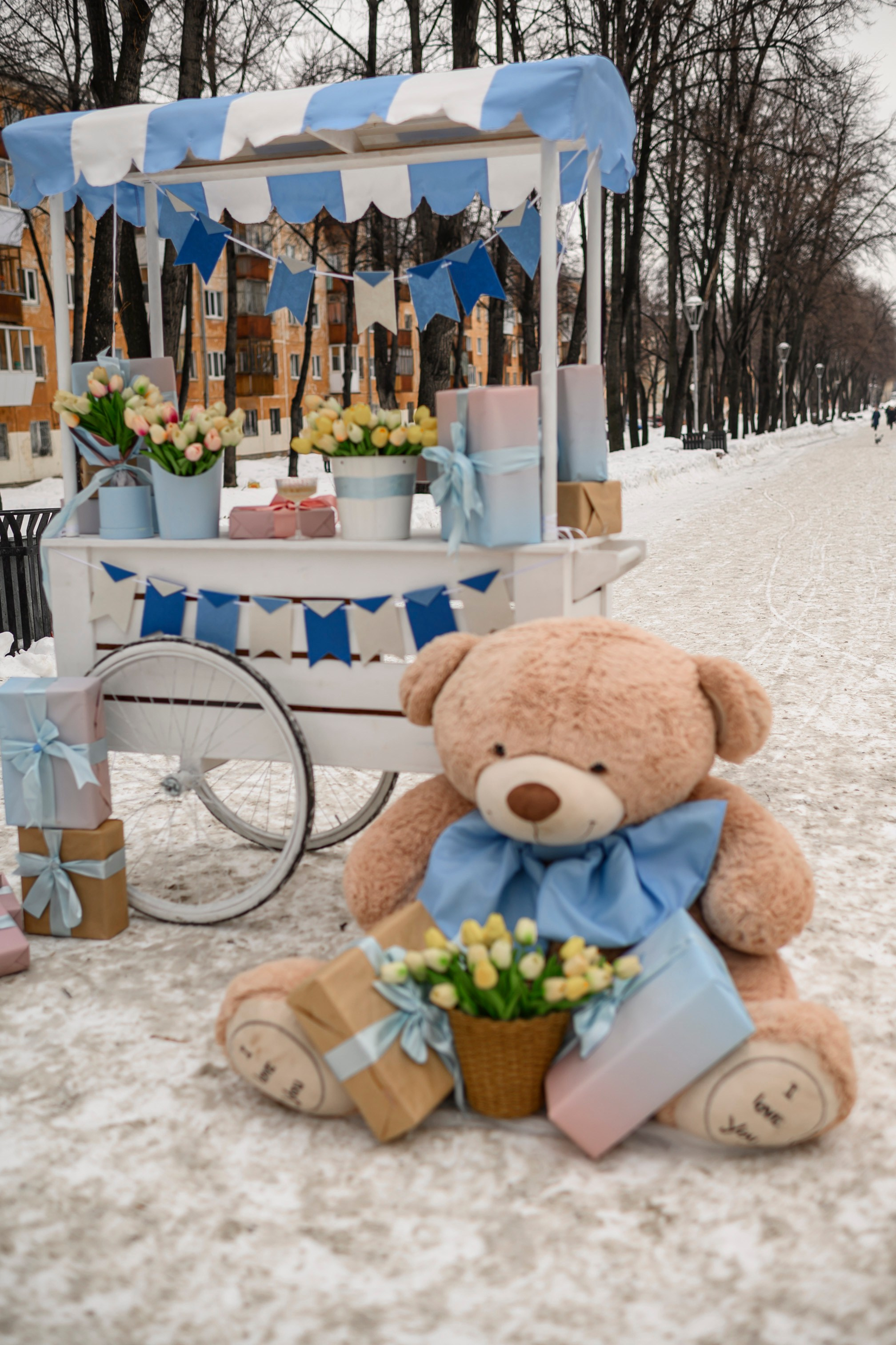 ВЕСЕННЯЯ ЛАВКА. Семейный фотограф Екатеринбург Лора Мур