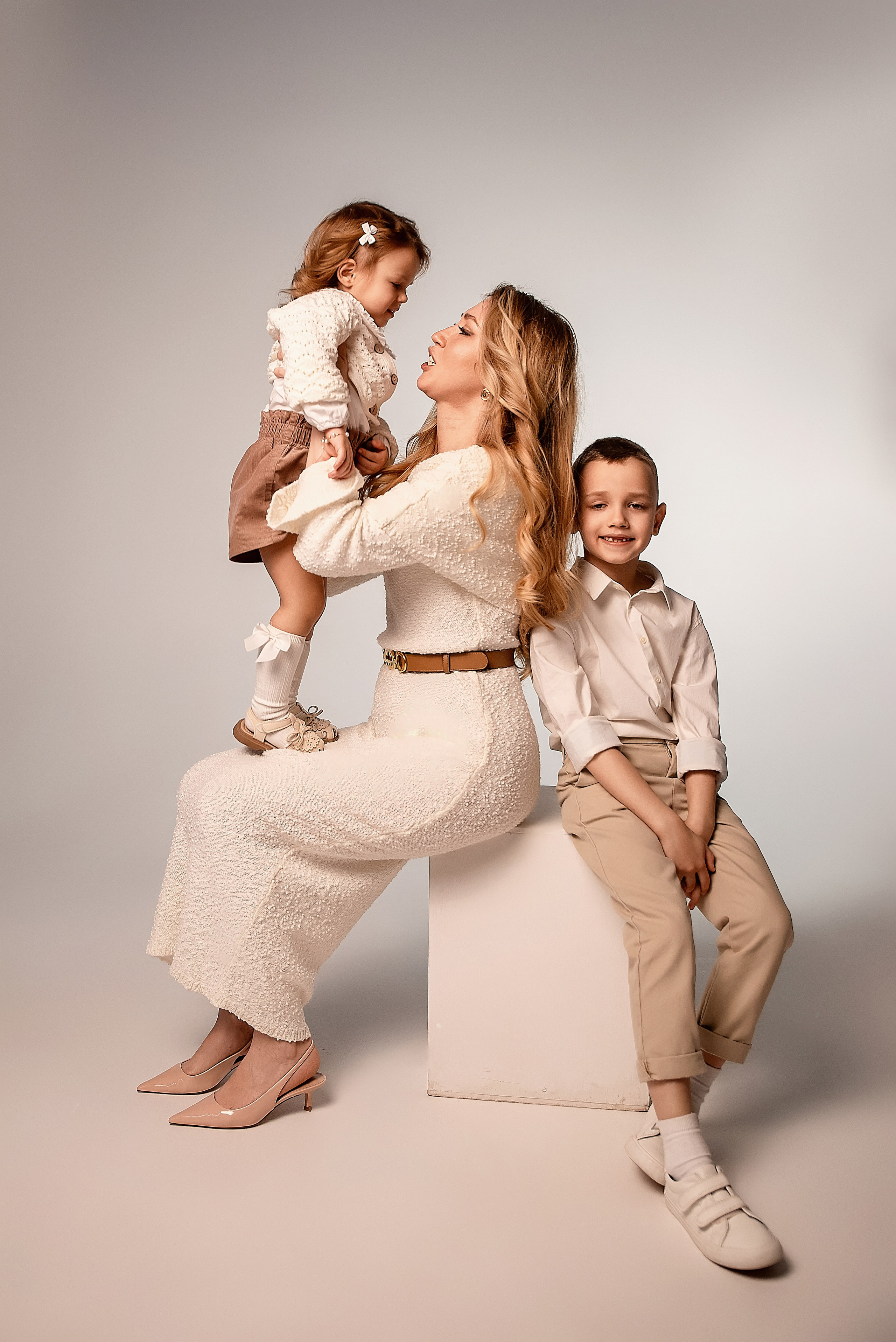 Минимализм, съемки на циклораме. Свадебный и семейный фотограф в Туле и Москве Полукарова Юлия