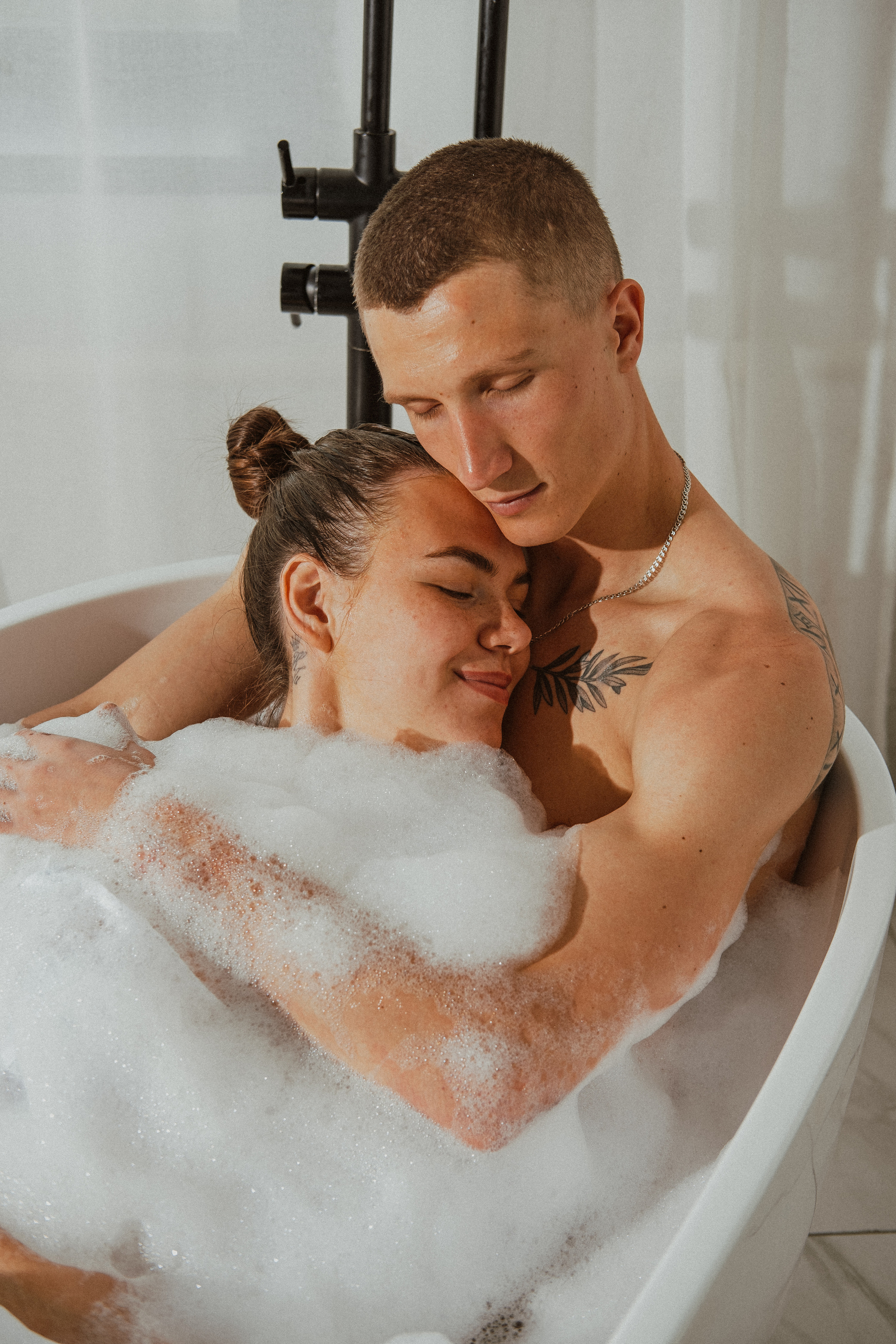 Юля и Слава. Ванна. Свадебный фотограф Челябинск