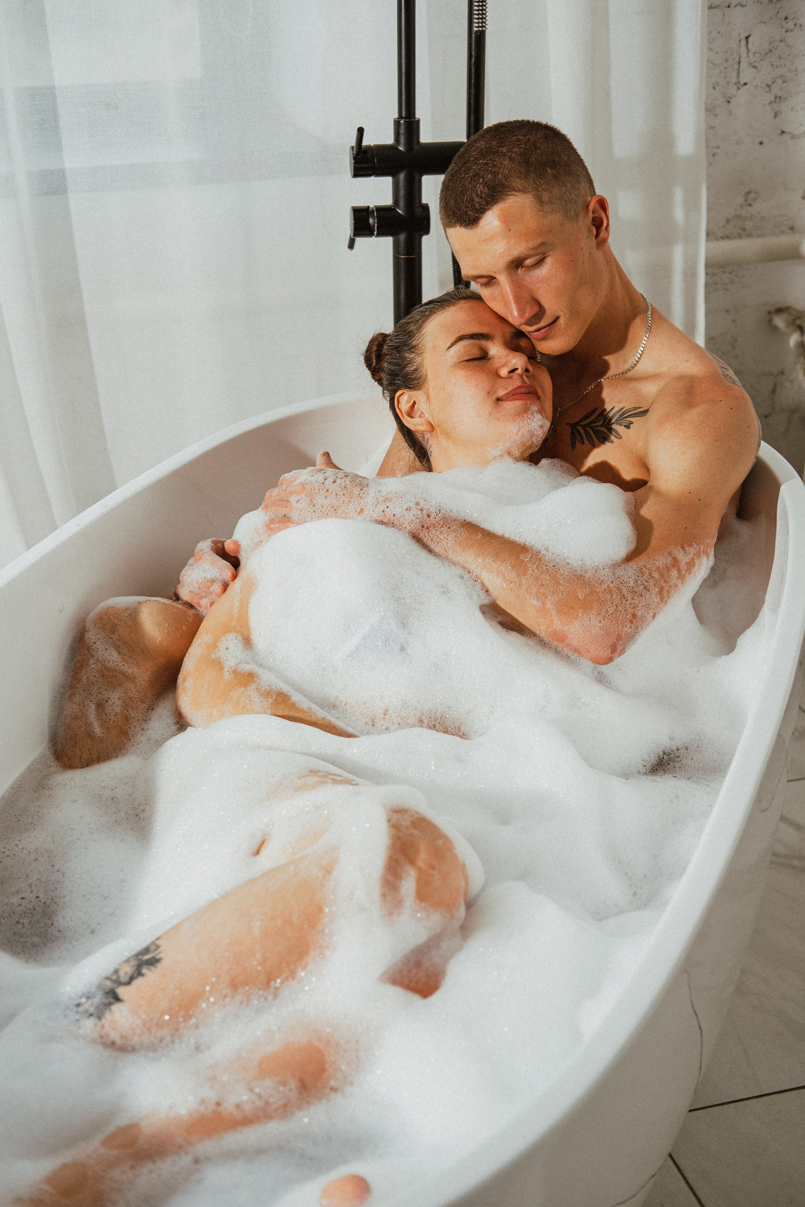 Юля и Слава. Ванна. Свадебный фотограф Челябинск