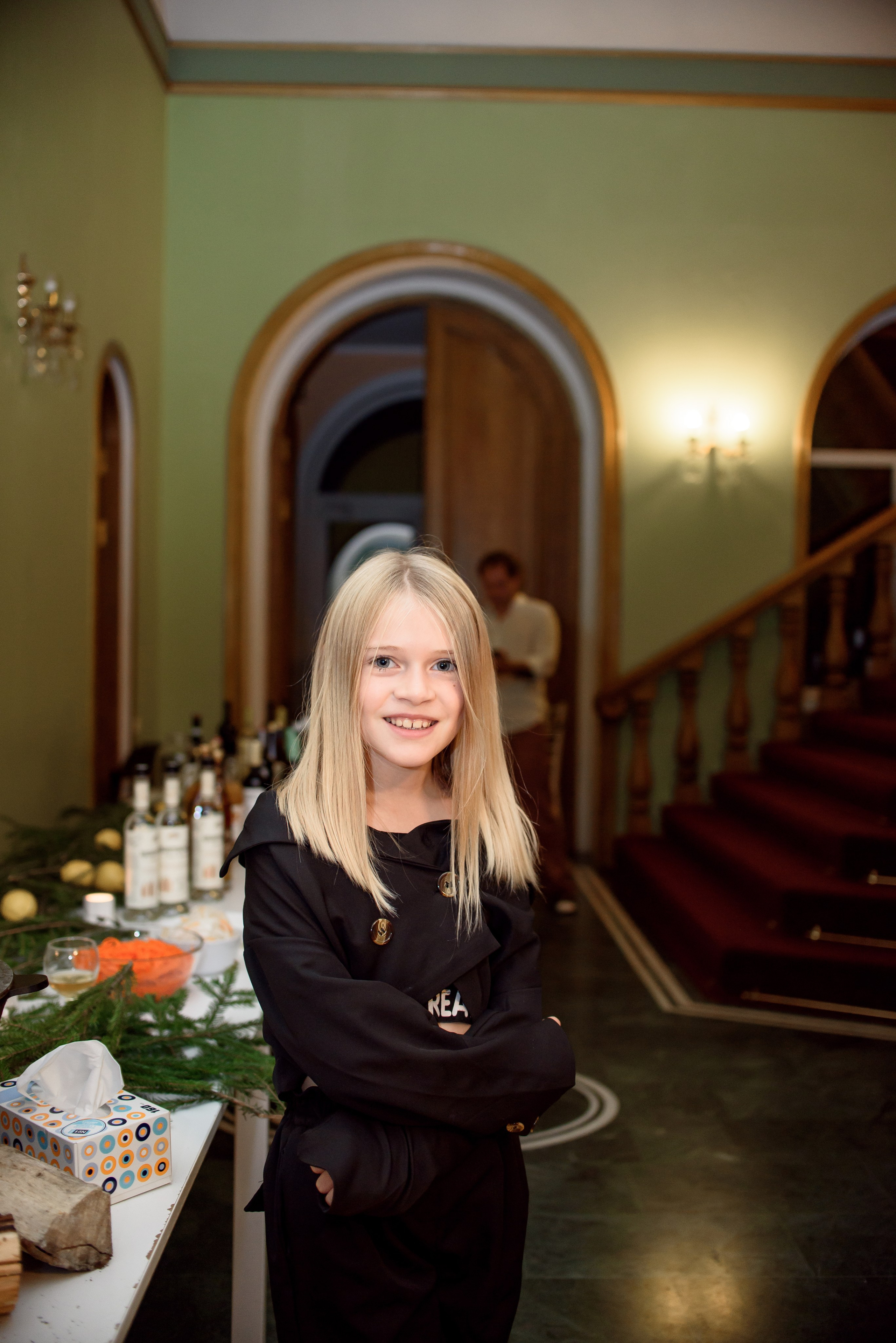 Камерная загородная свадьба в коттедже. Анастасия Петрович фотограф, фотокорреспондент в Москве и Санкт-Петербурге. Фотосъёмка репортажа, мероприятия, корпоративная съёмка, контент